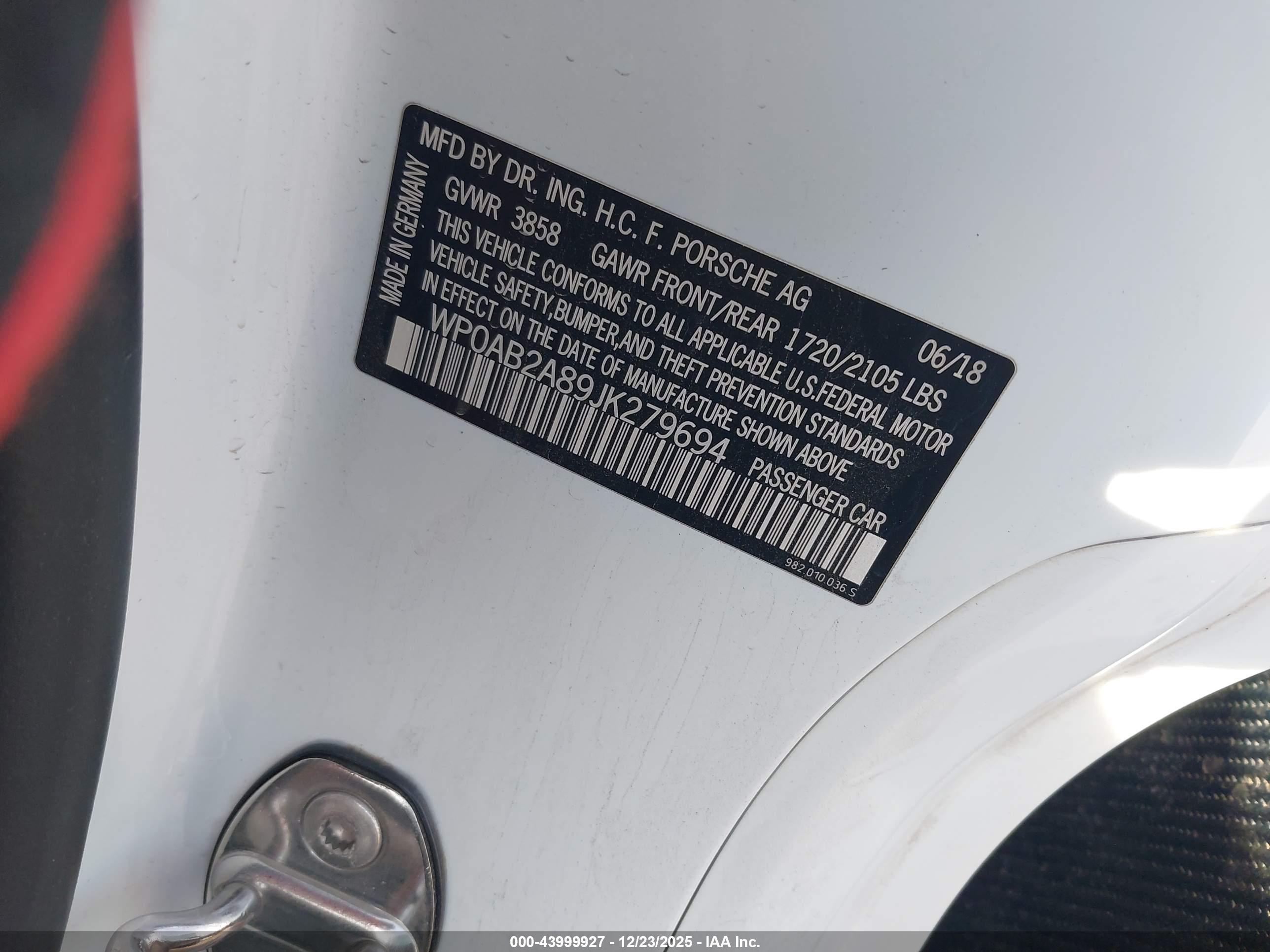 PORSCHE 718 image 9