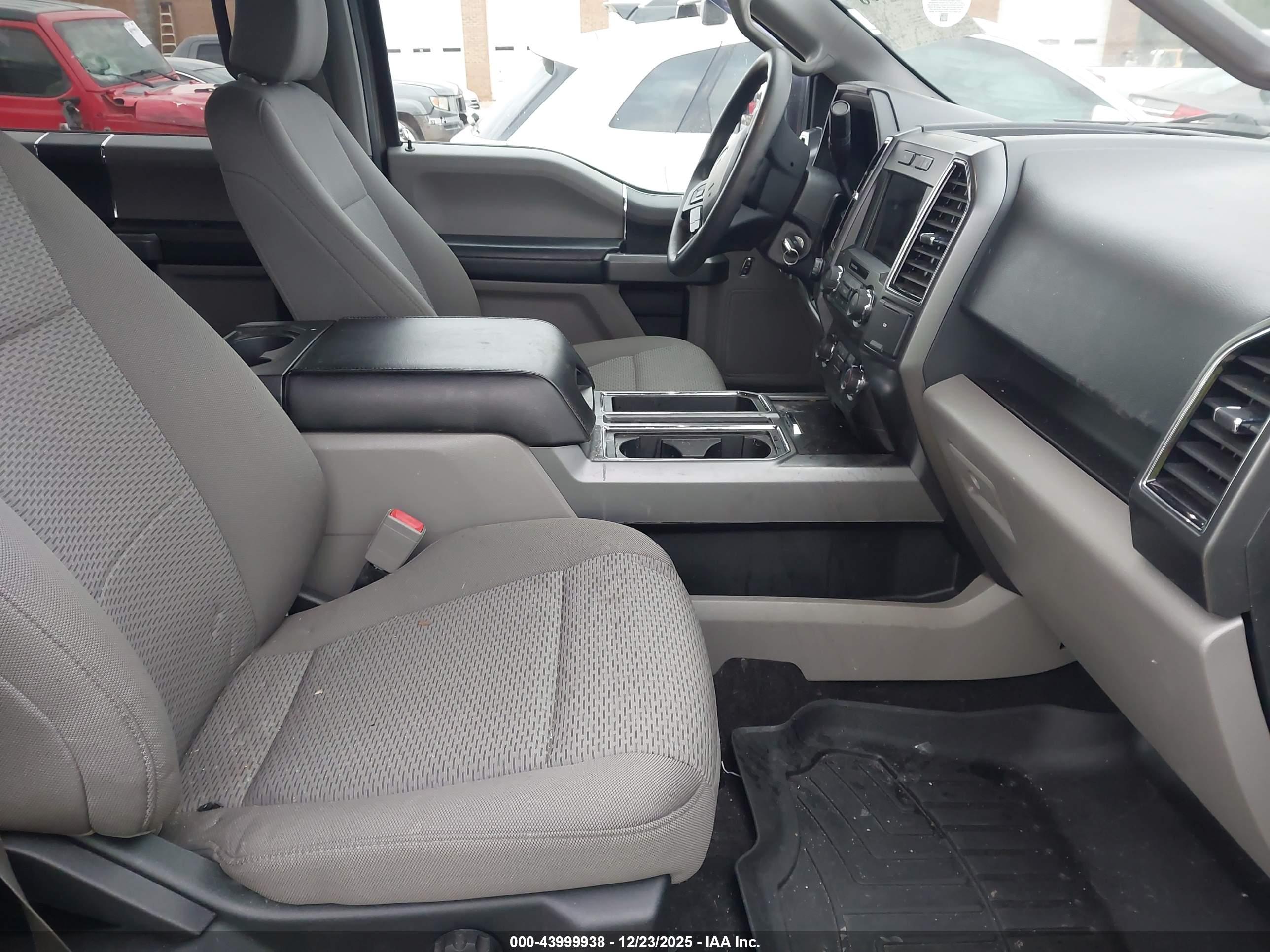 FORD F-150 image 5