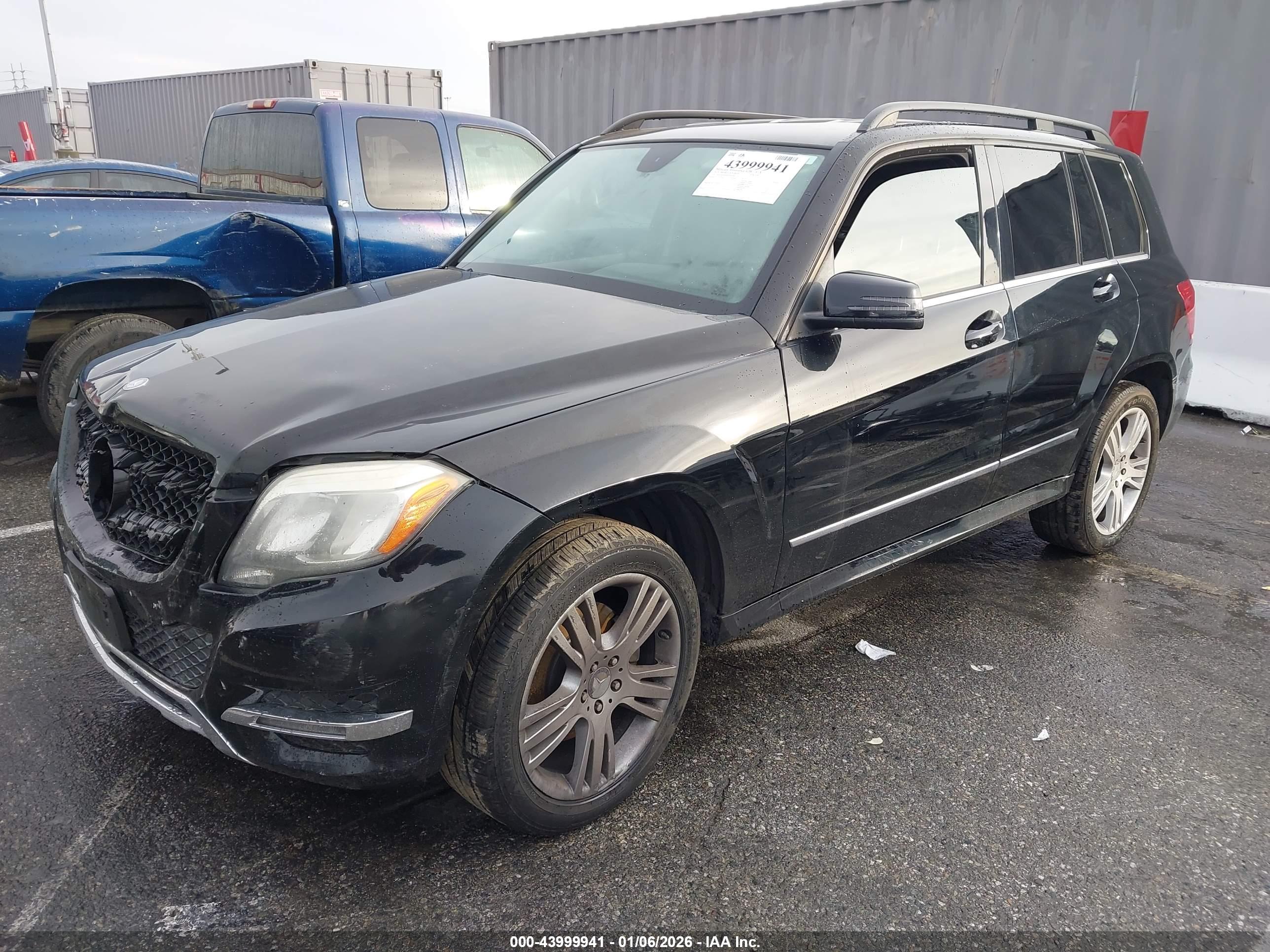 MERCEDES-BENZ GLK image 2