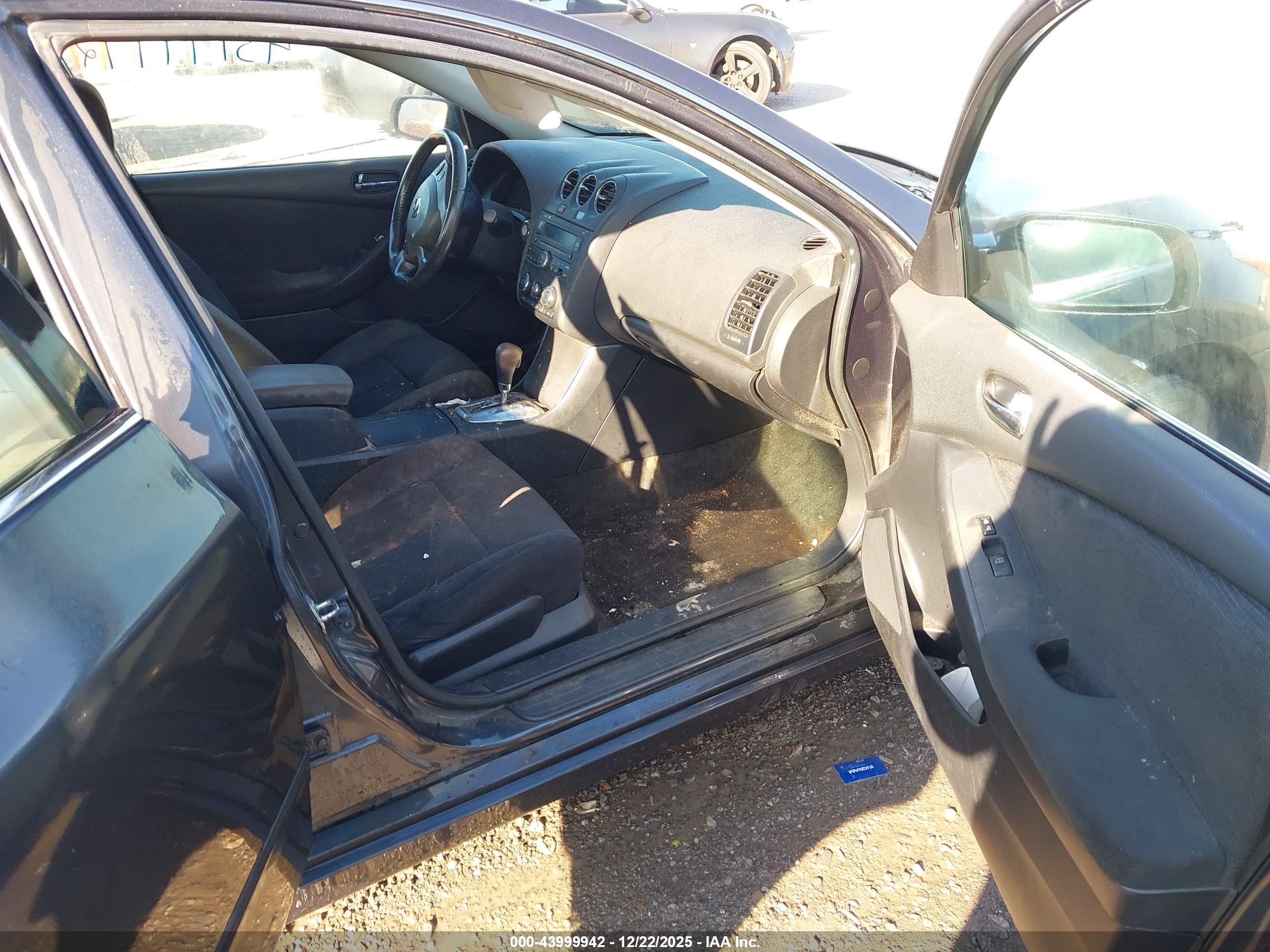 NISSAN ALTIMA image 5