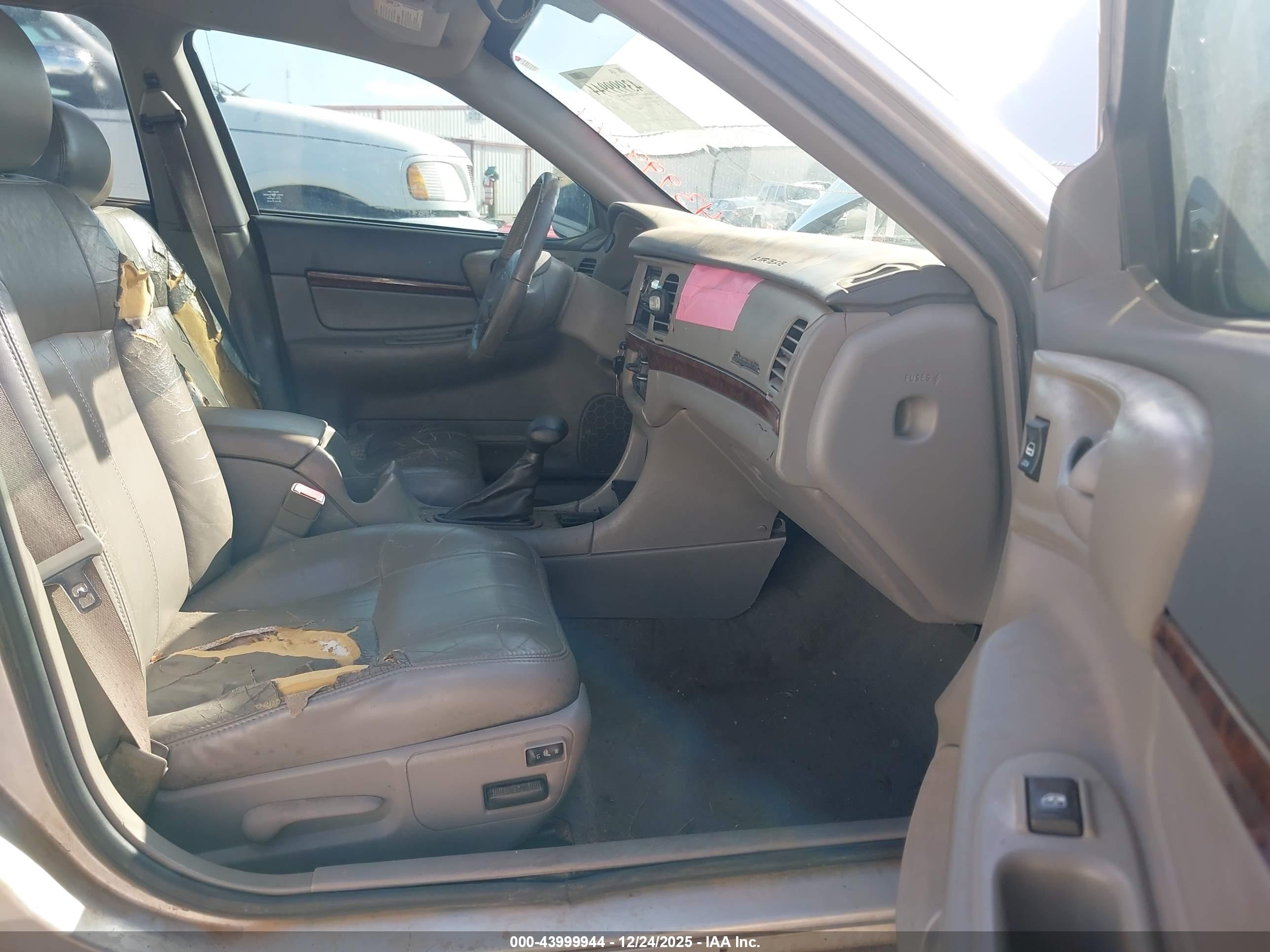 CHEVROLET IMPALA image 5