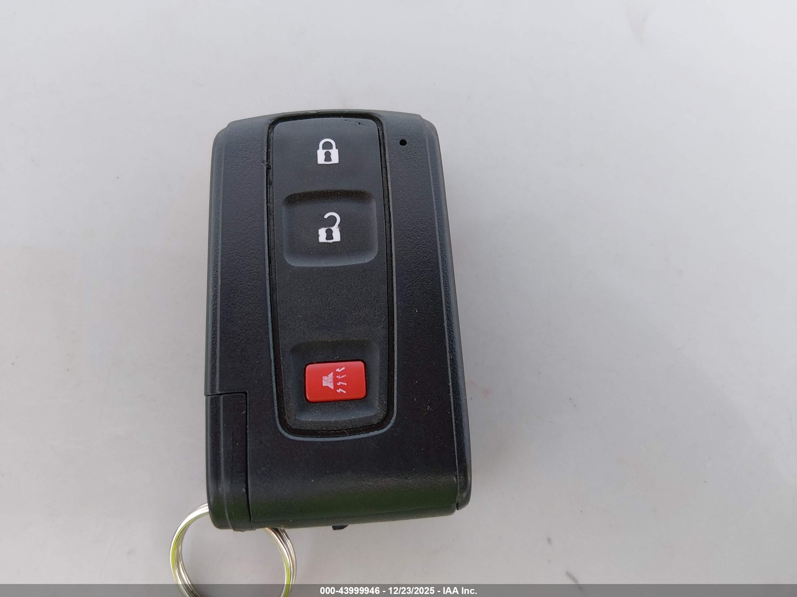 TOYOTA PRIUS image 11