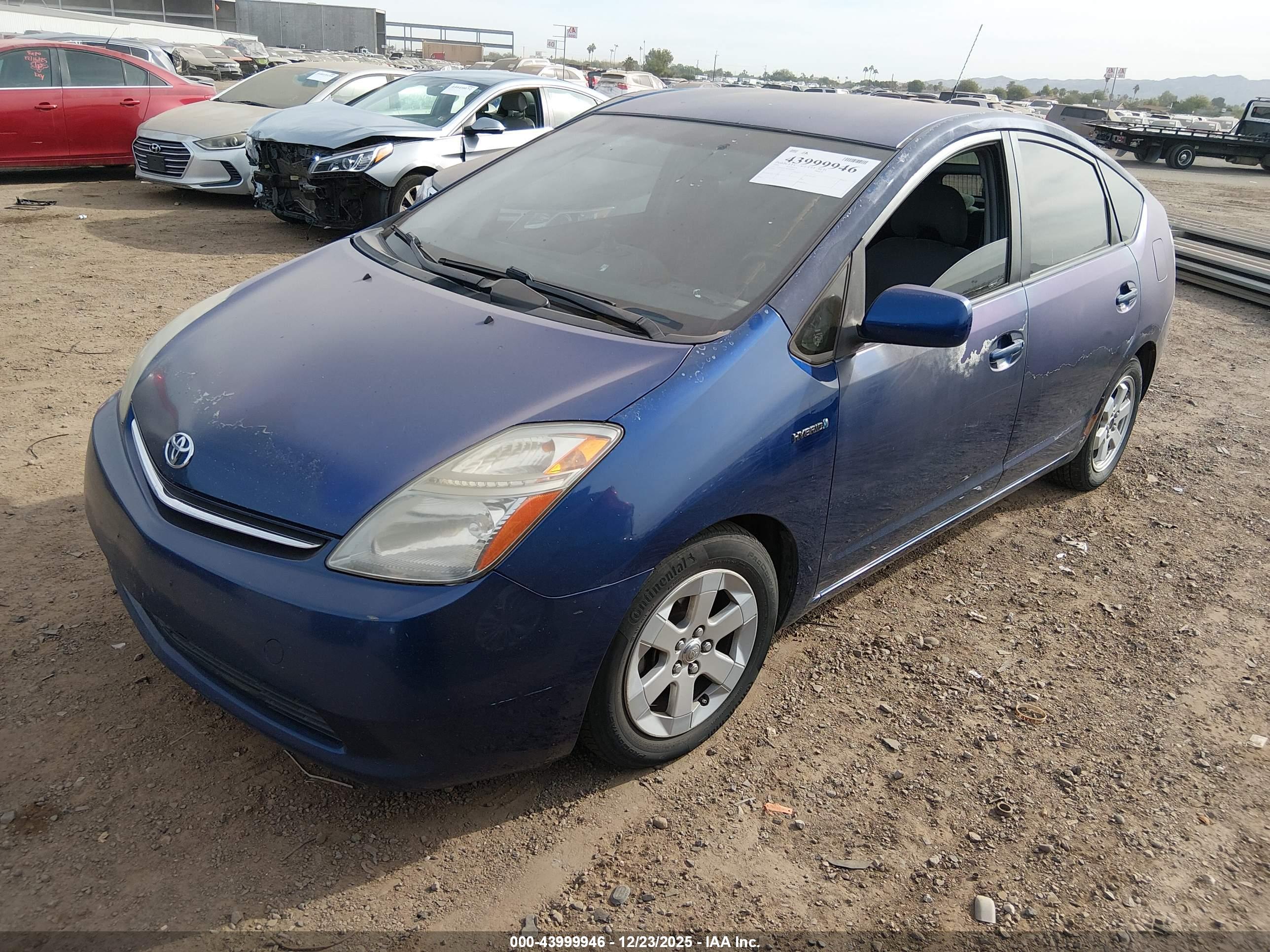 TOYOTA PRIUS image 2