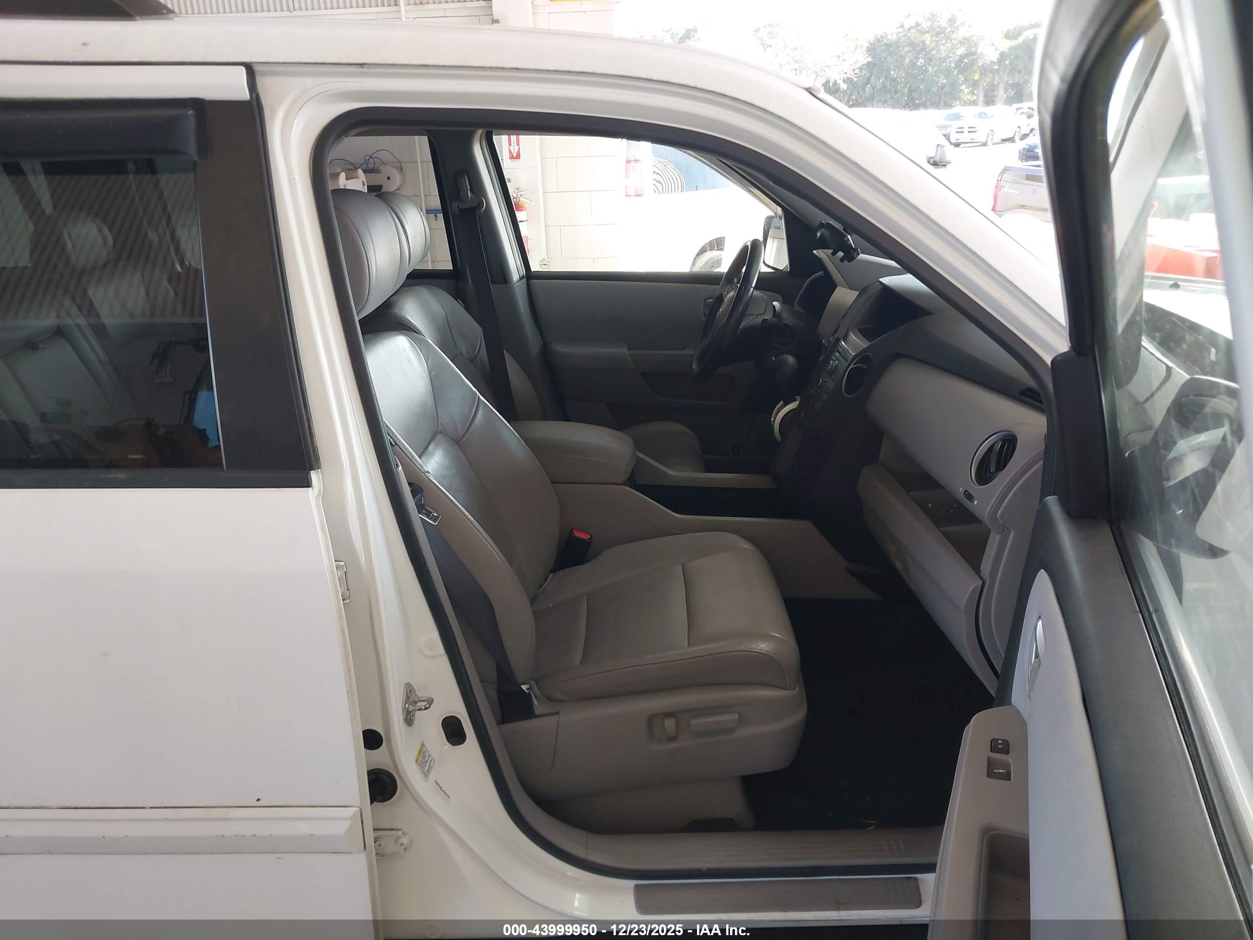HONDA PILOT image 5