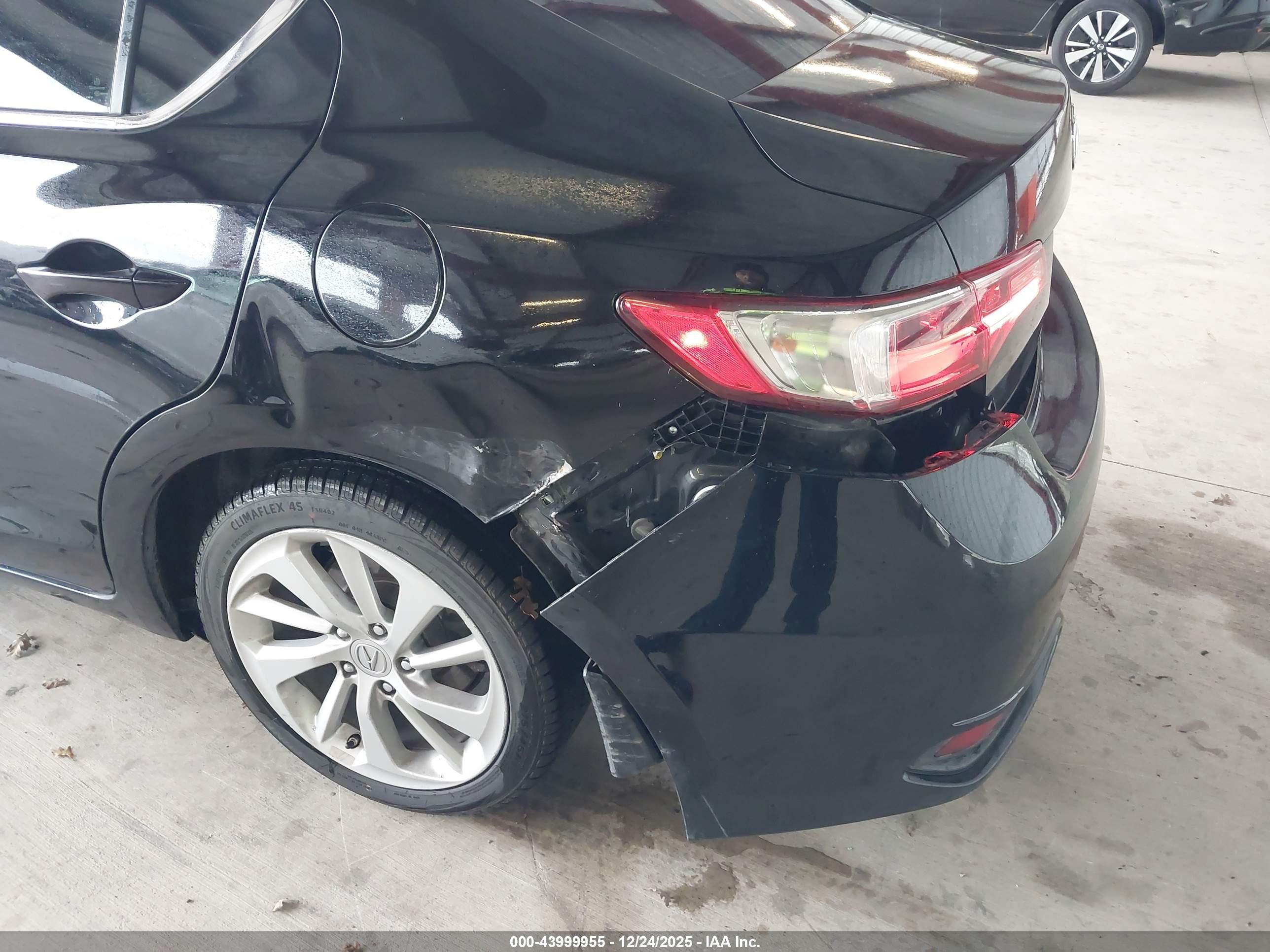 ACURA ILX image 6