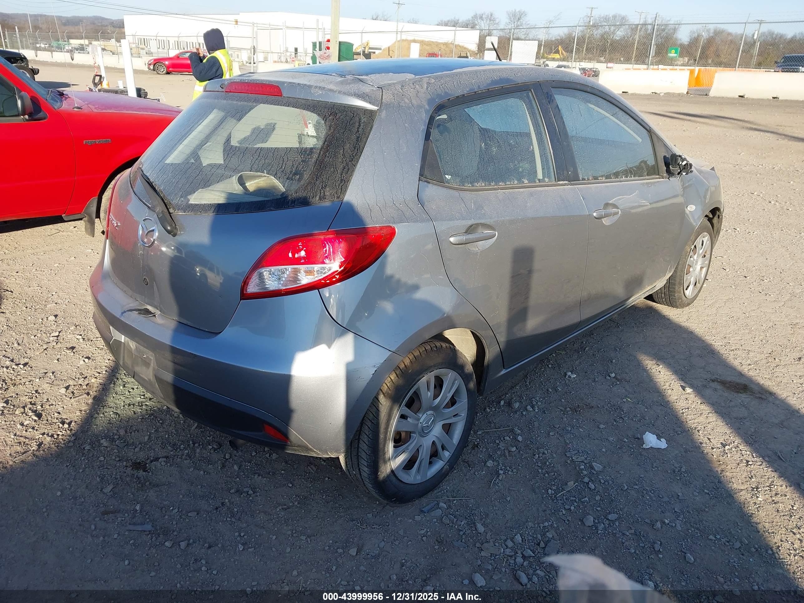 MAZDA MAZDA2 image 4