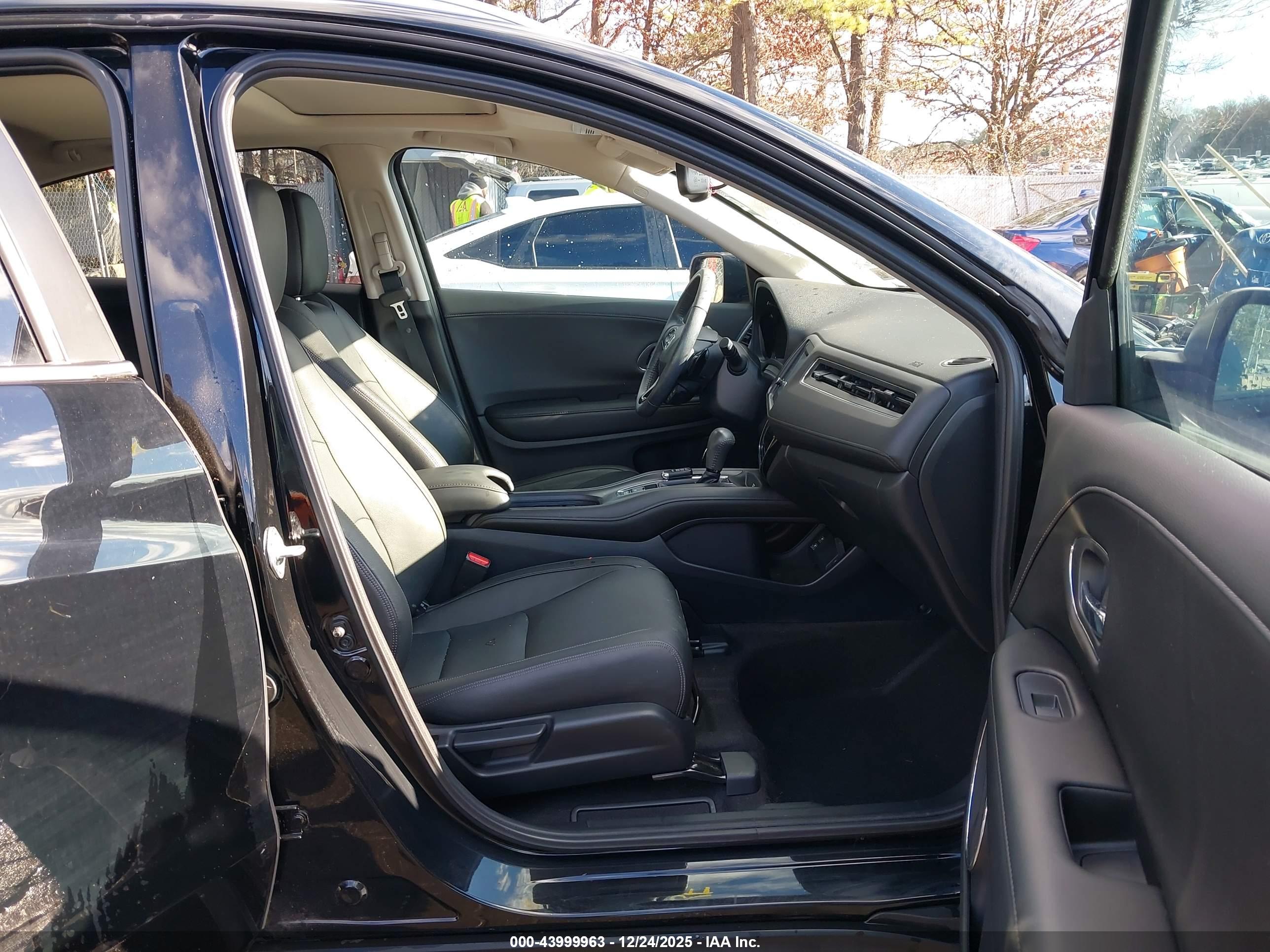 HONDA HR-V image 5