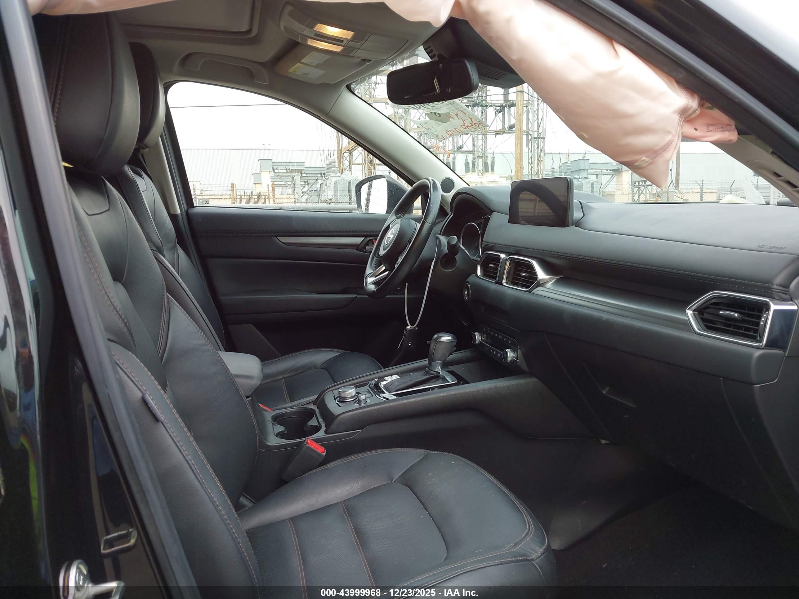 MAZDA CX-5 image 5