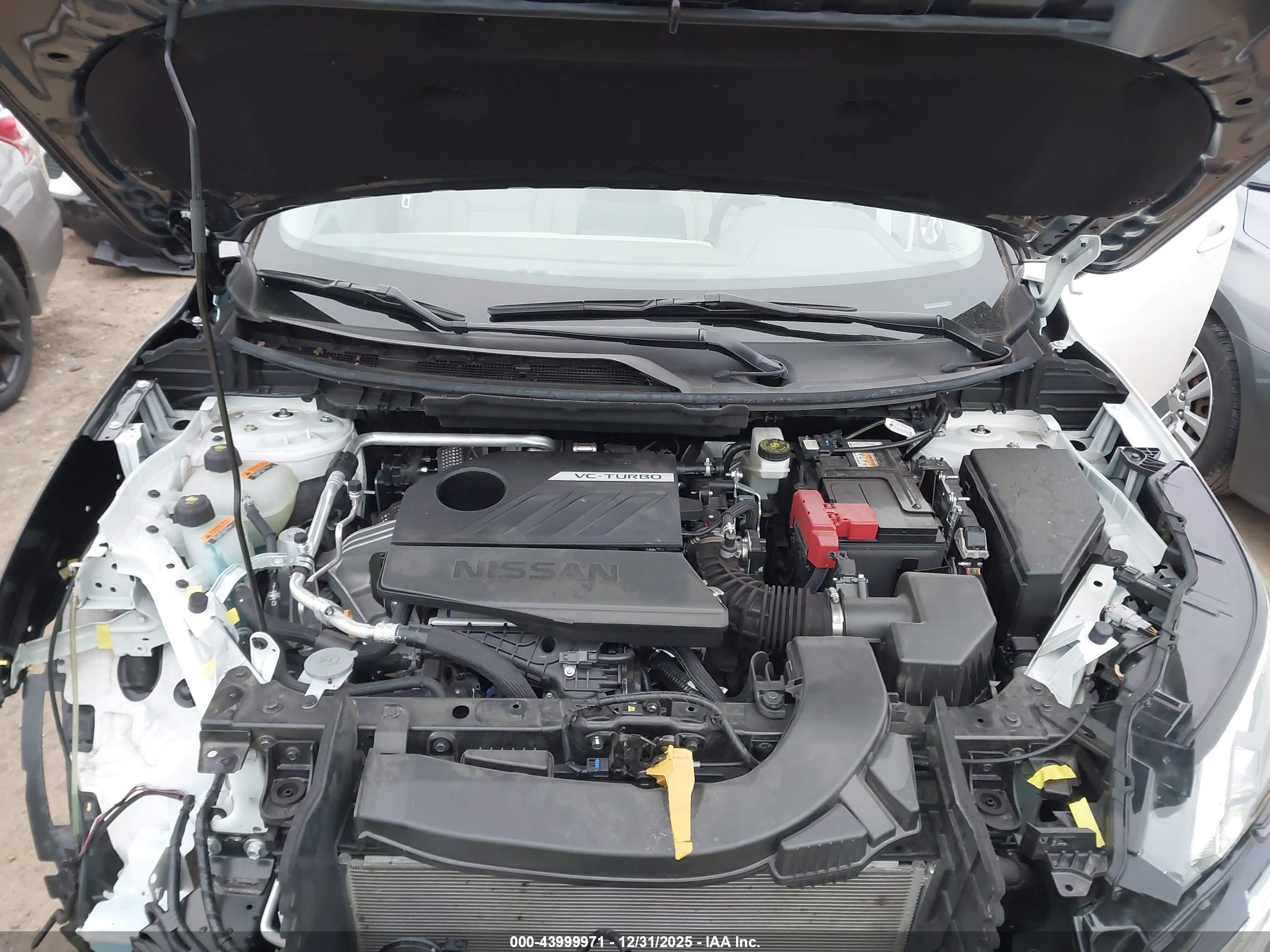 NISSAN ROGUE image 10