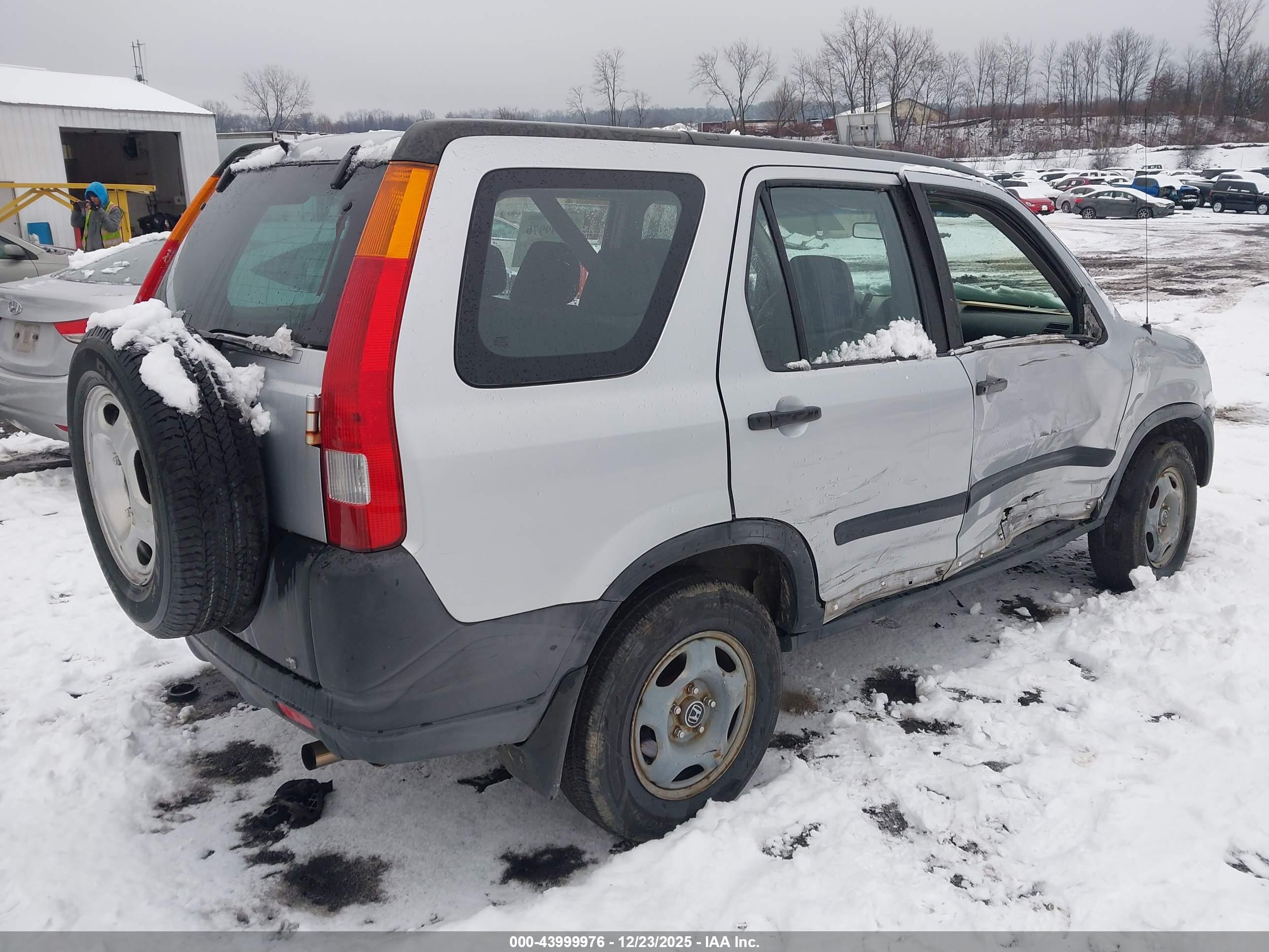 HONDA CR-V image 4
