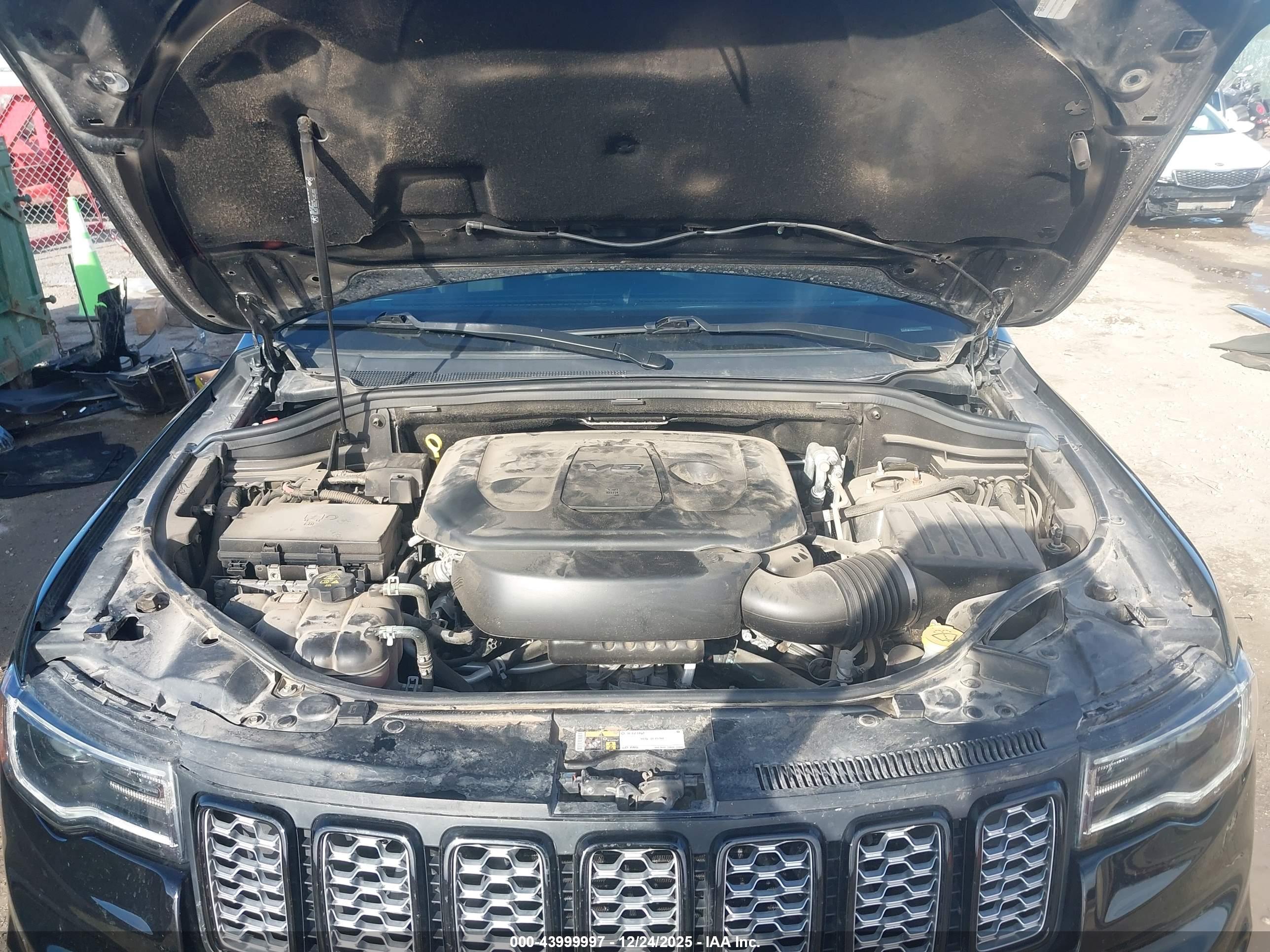 JEEP GRAND image 10