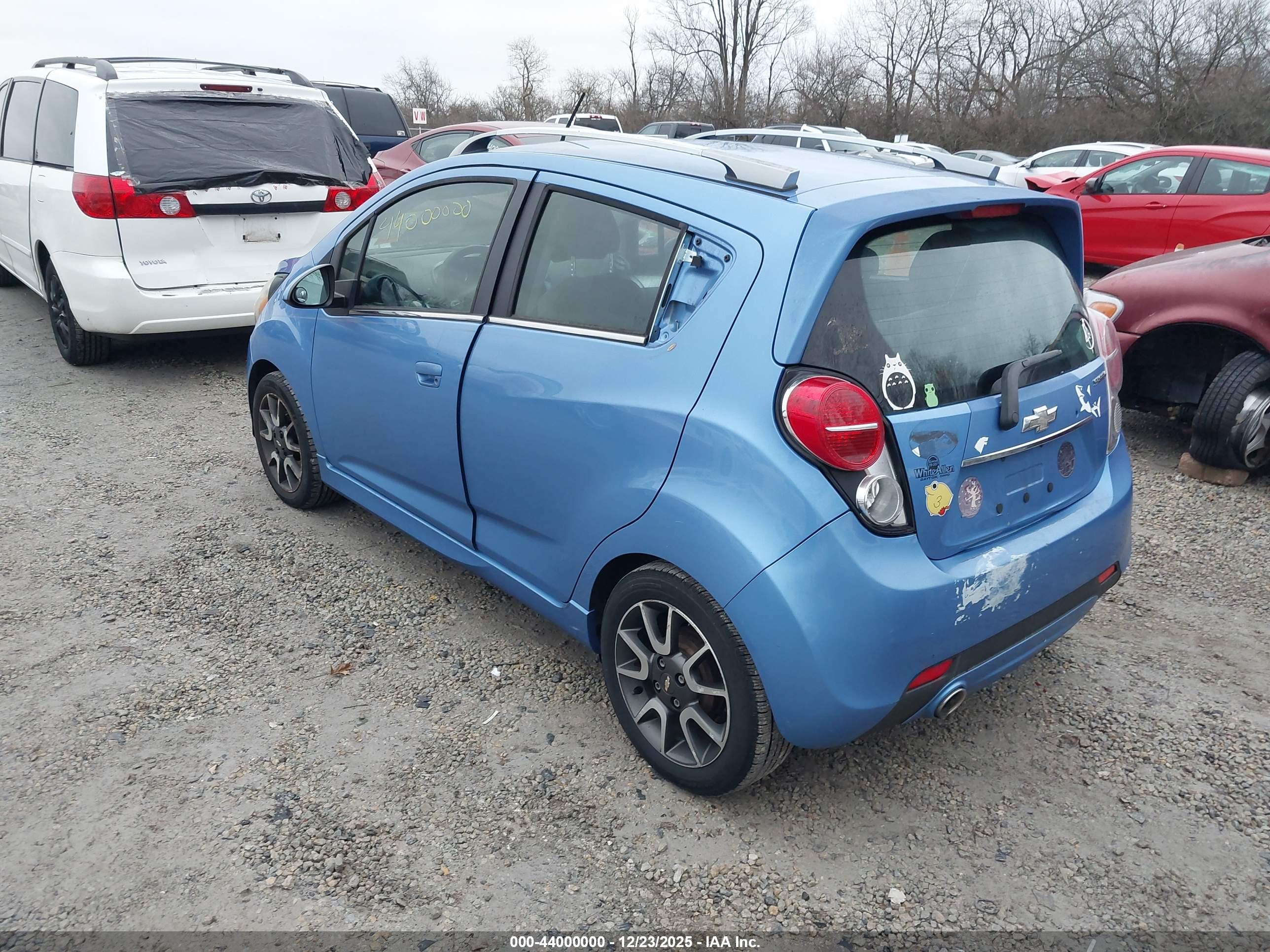 CHEVROLET SPARK image 3