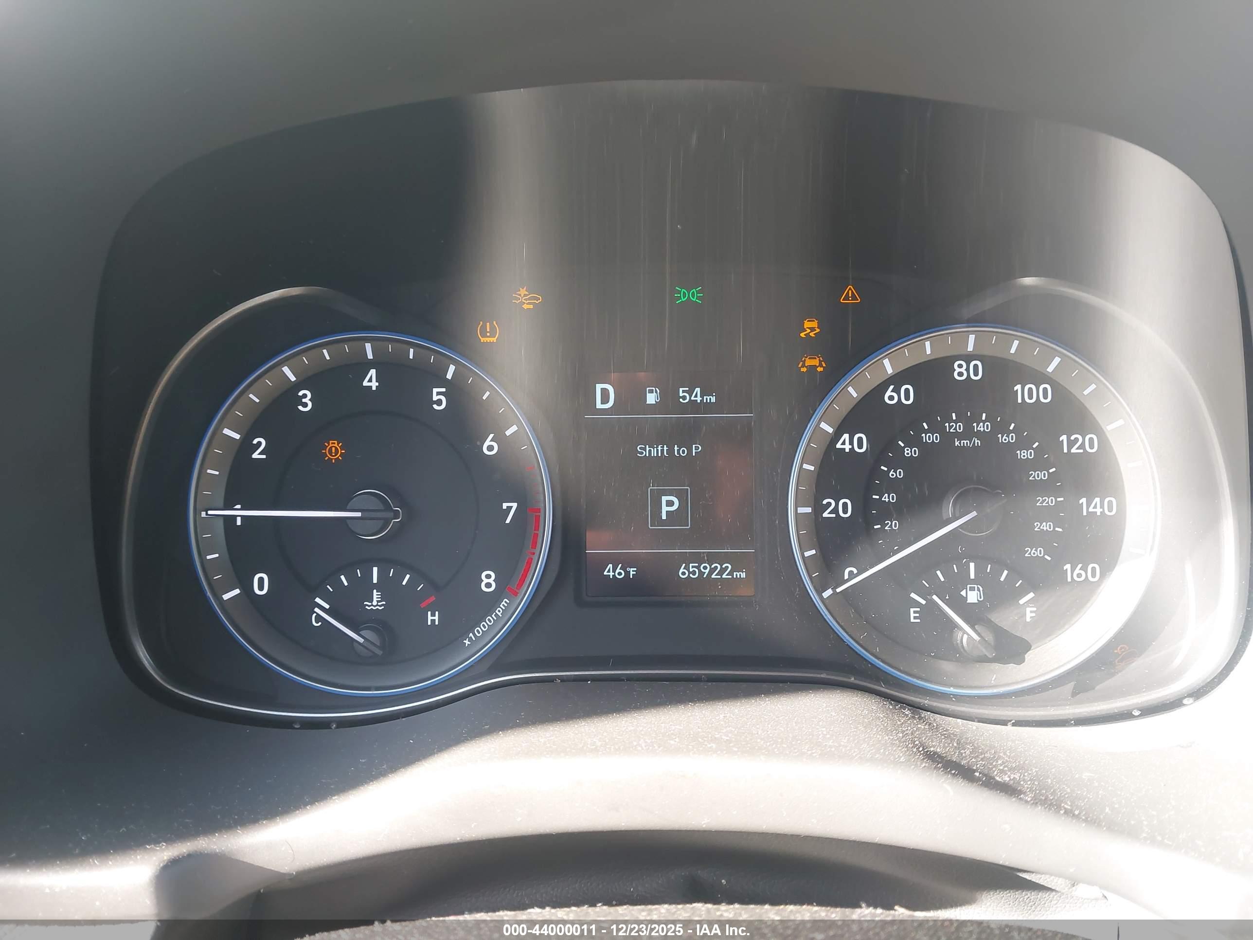HYUNDAI KONA image 7