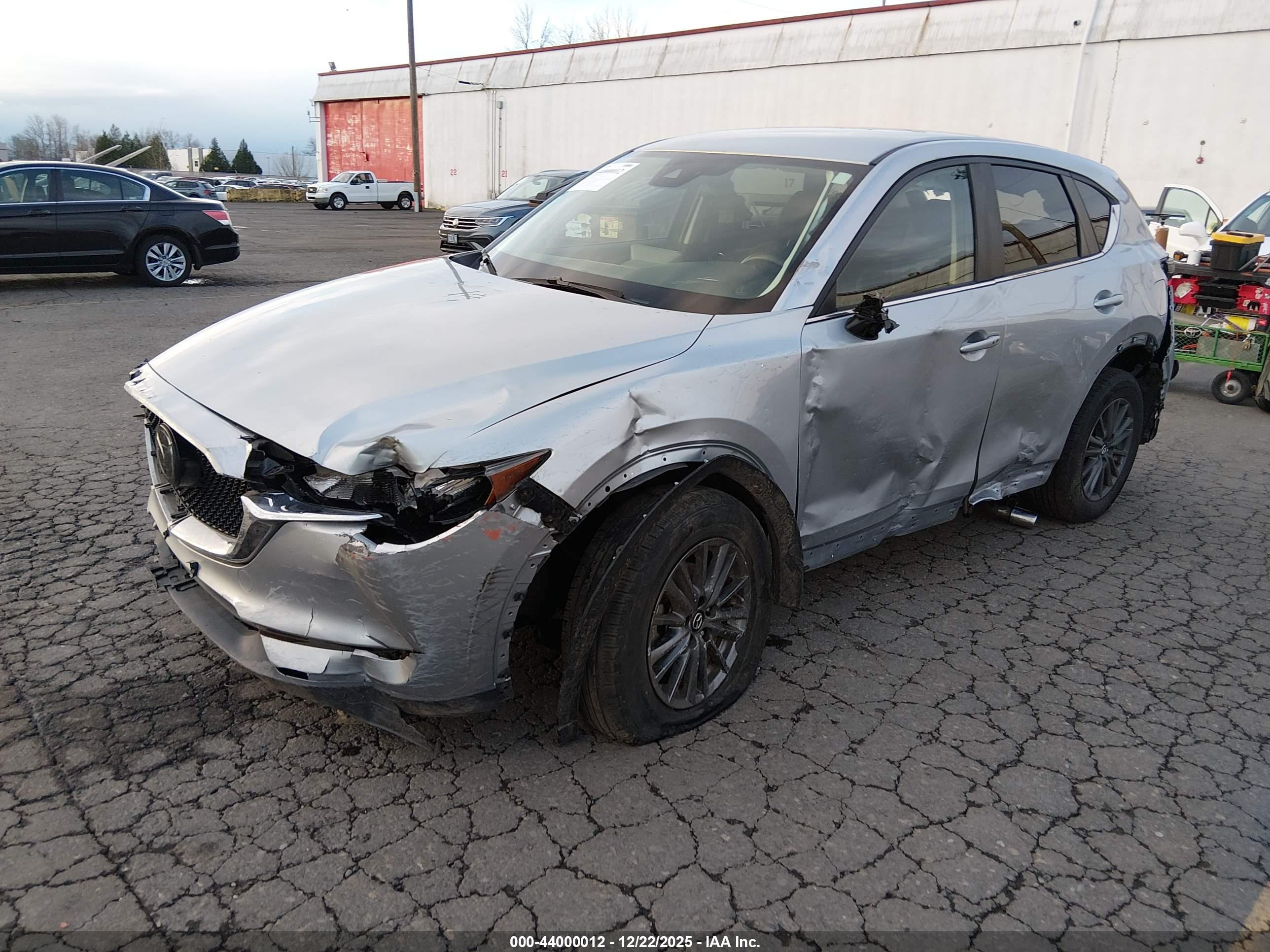 MAZDA CX-5 image 2