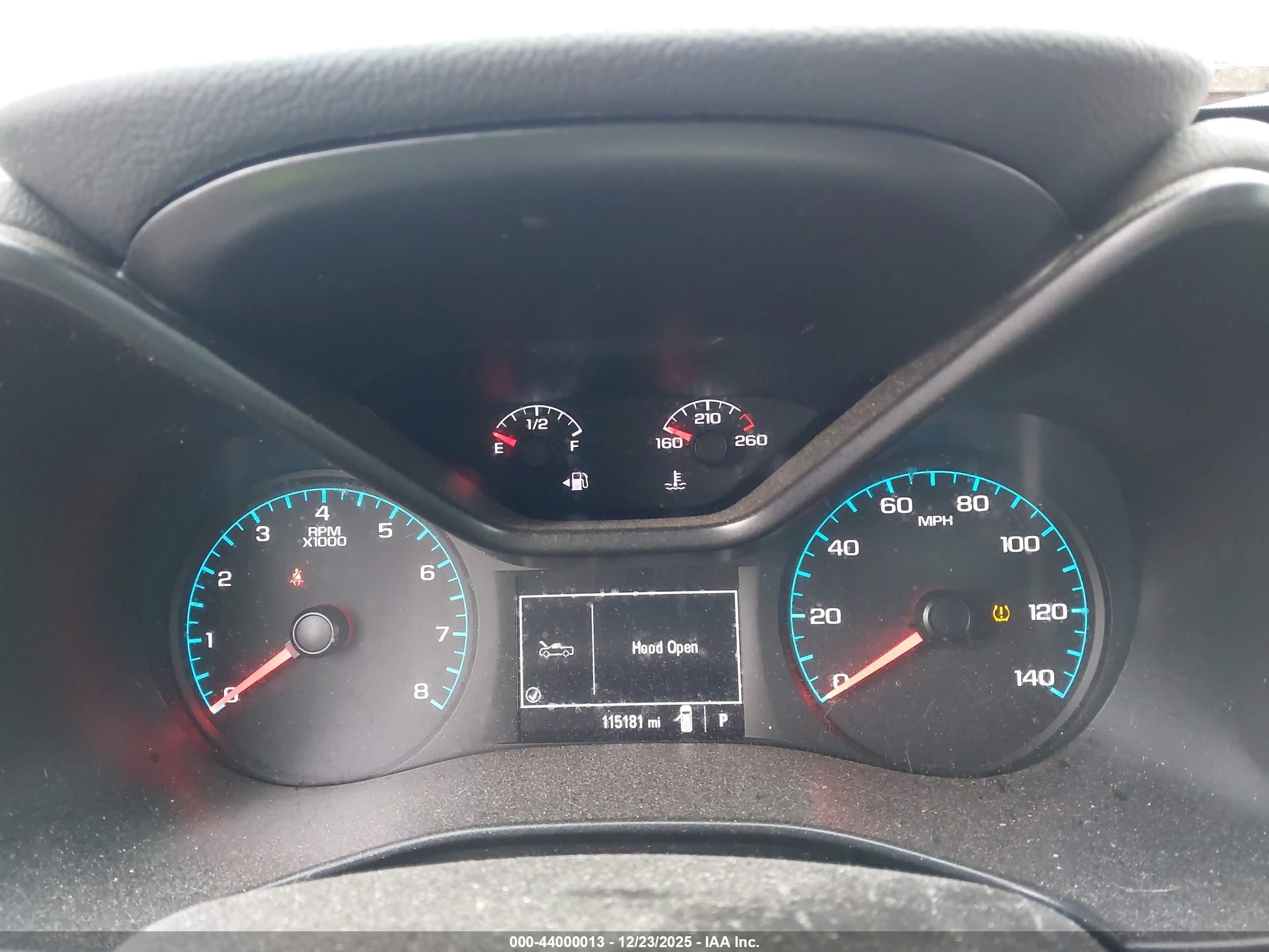 CHEVROLET COLORADO image 7