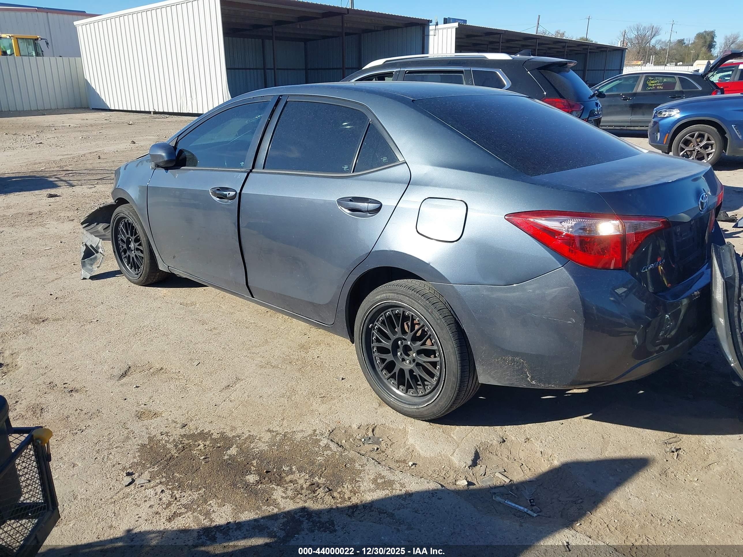 TOYOTA COROLLA image 3