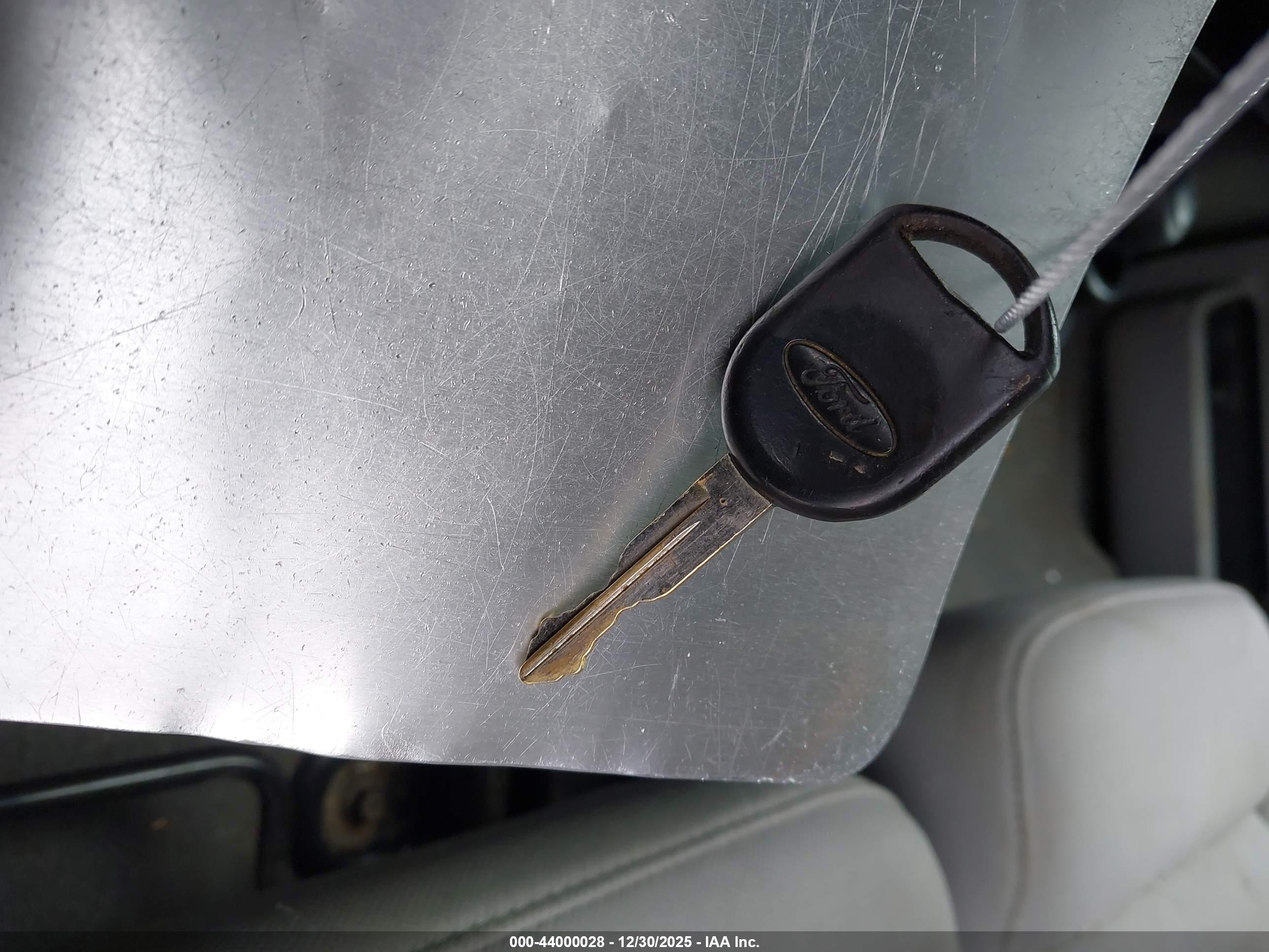 FORD F-150 image 11