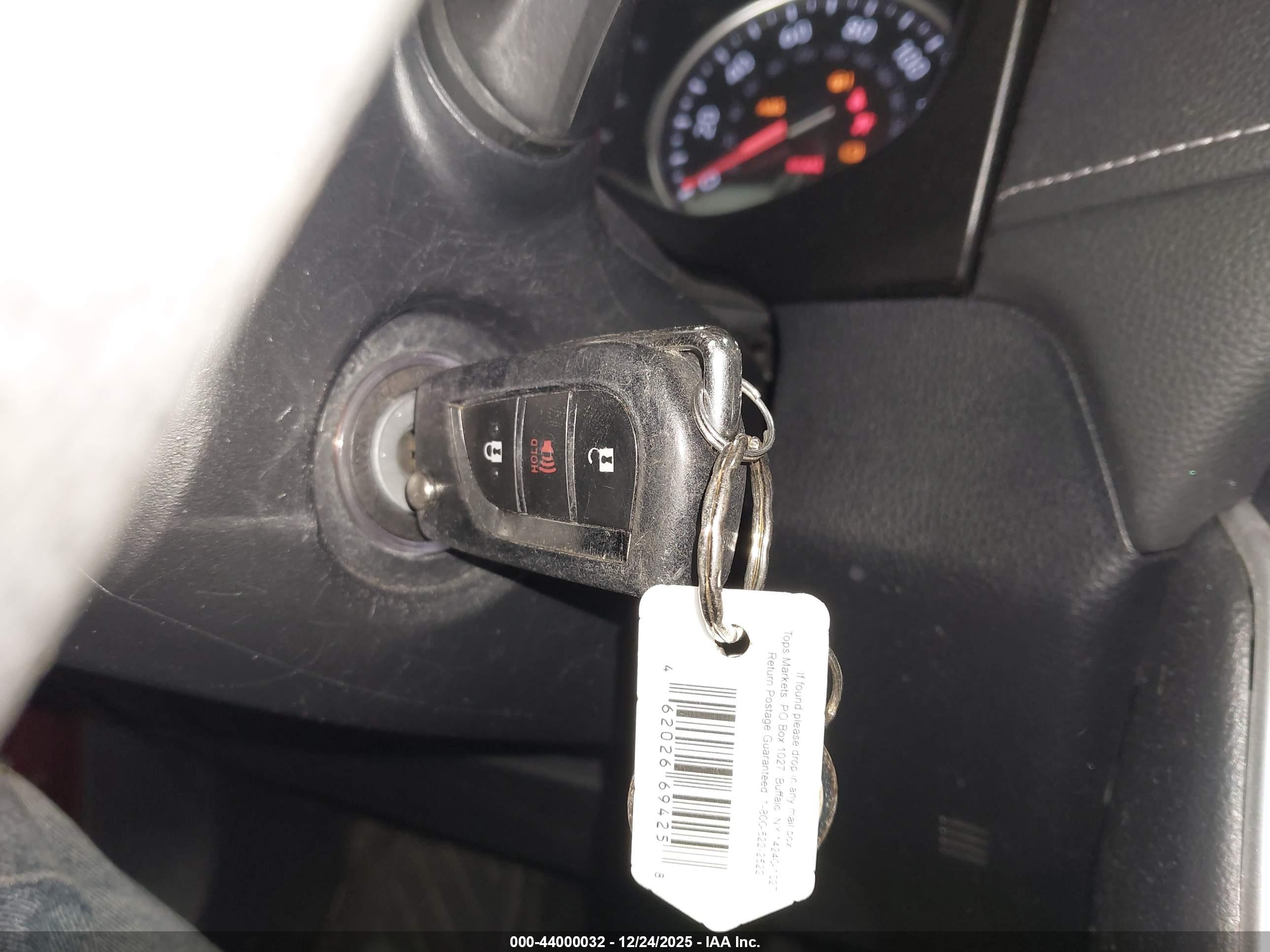 TOYOTA RAV4 image 11