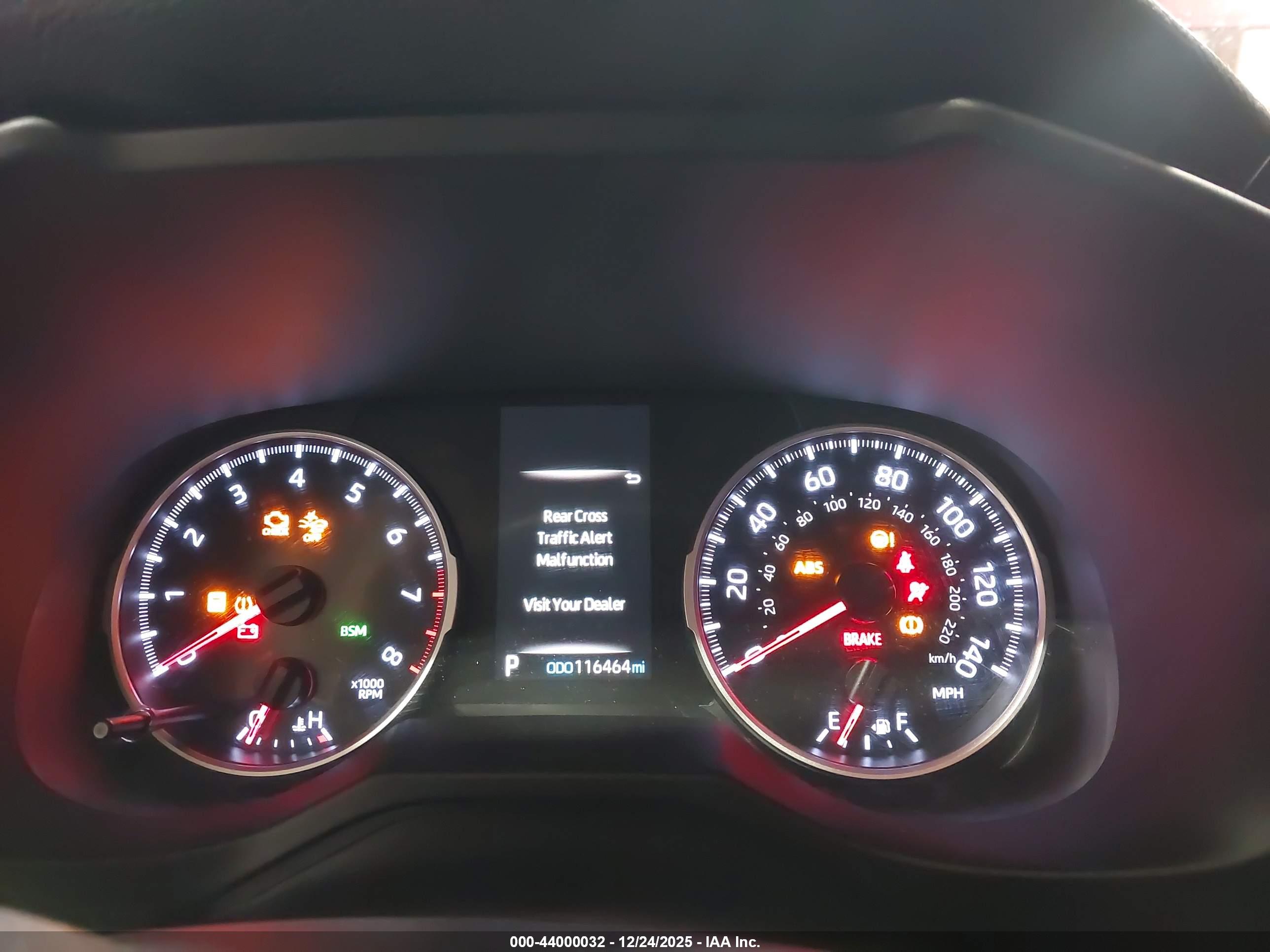 TOYOTA RAV4 image 7