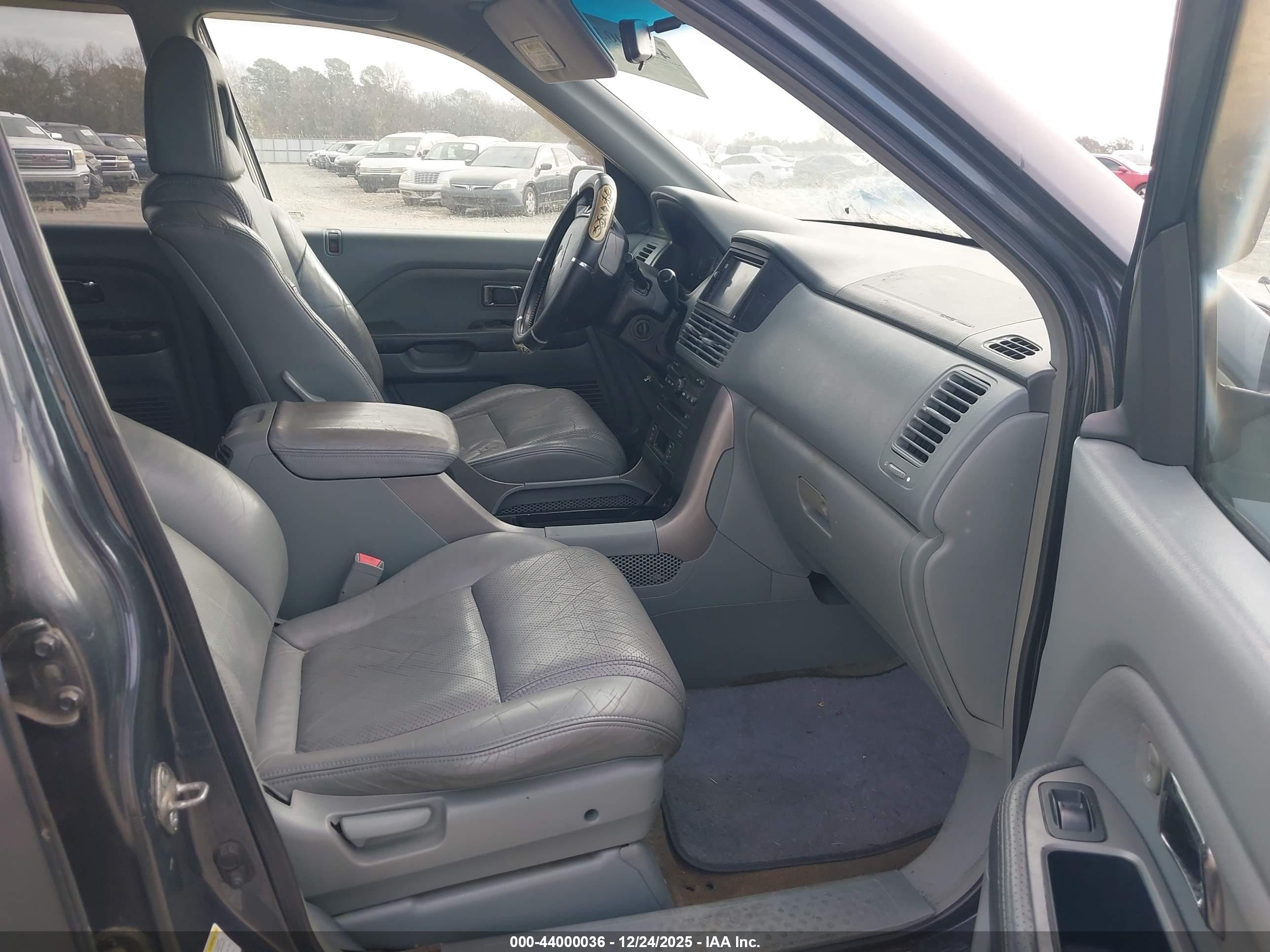 HONDA PILOT image 5