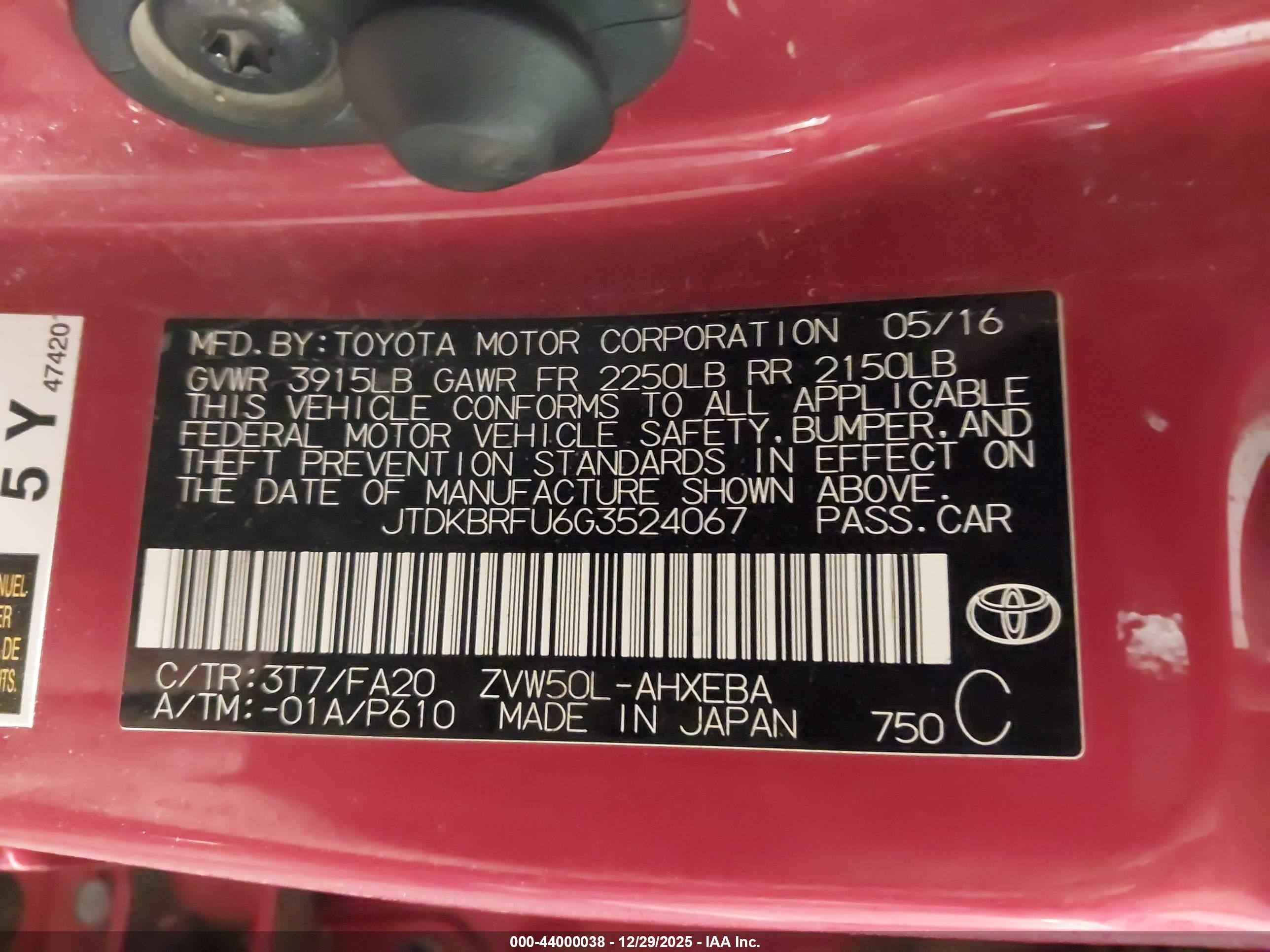 TOYOTA PRIUS image 9