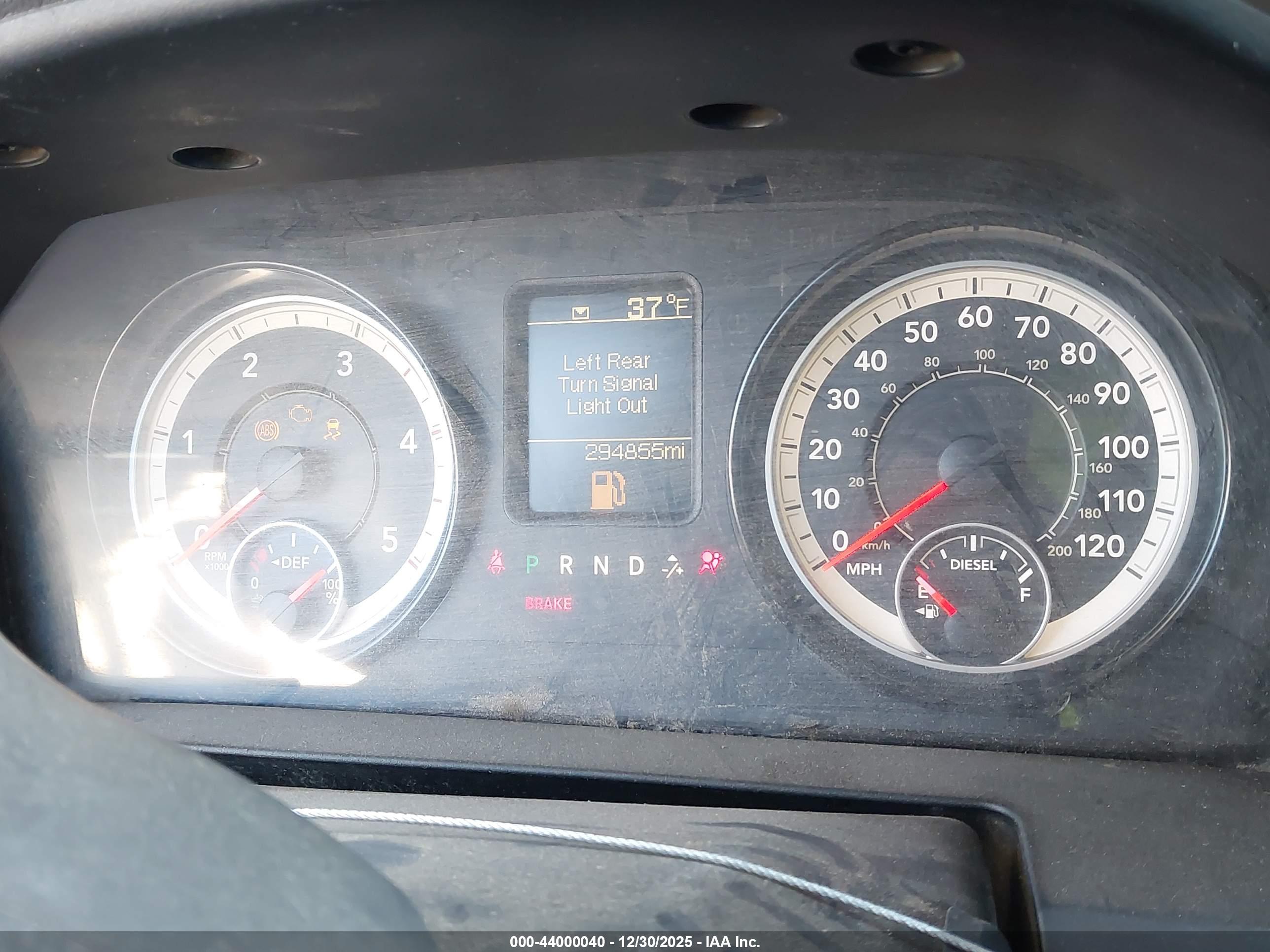 RAM 2500 image 7