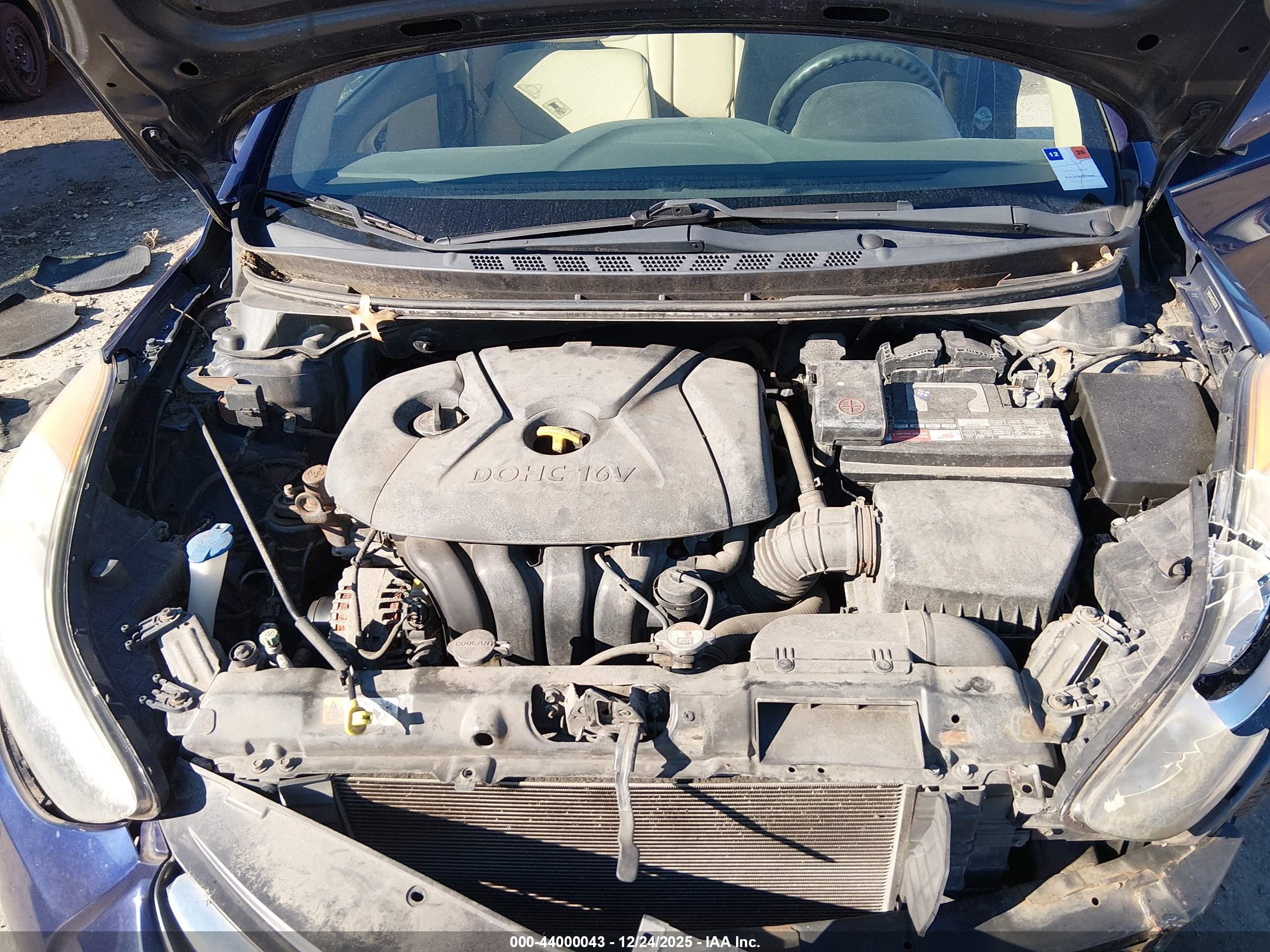 HYUNDAI ELANTRA image 10