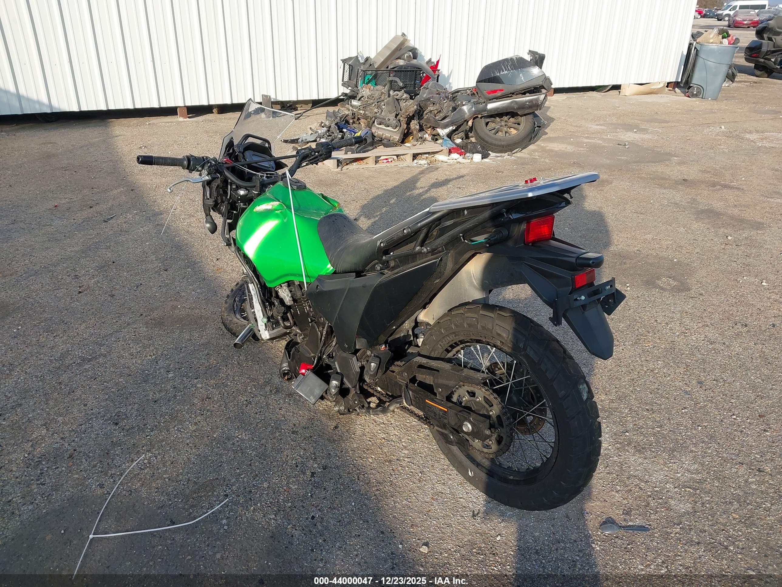 KAWASAKI KL650 image 3