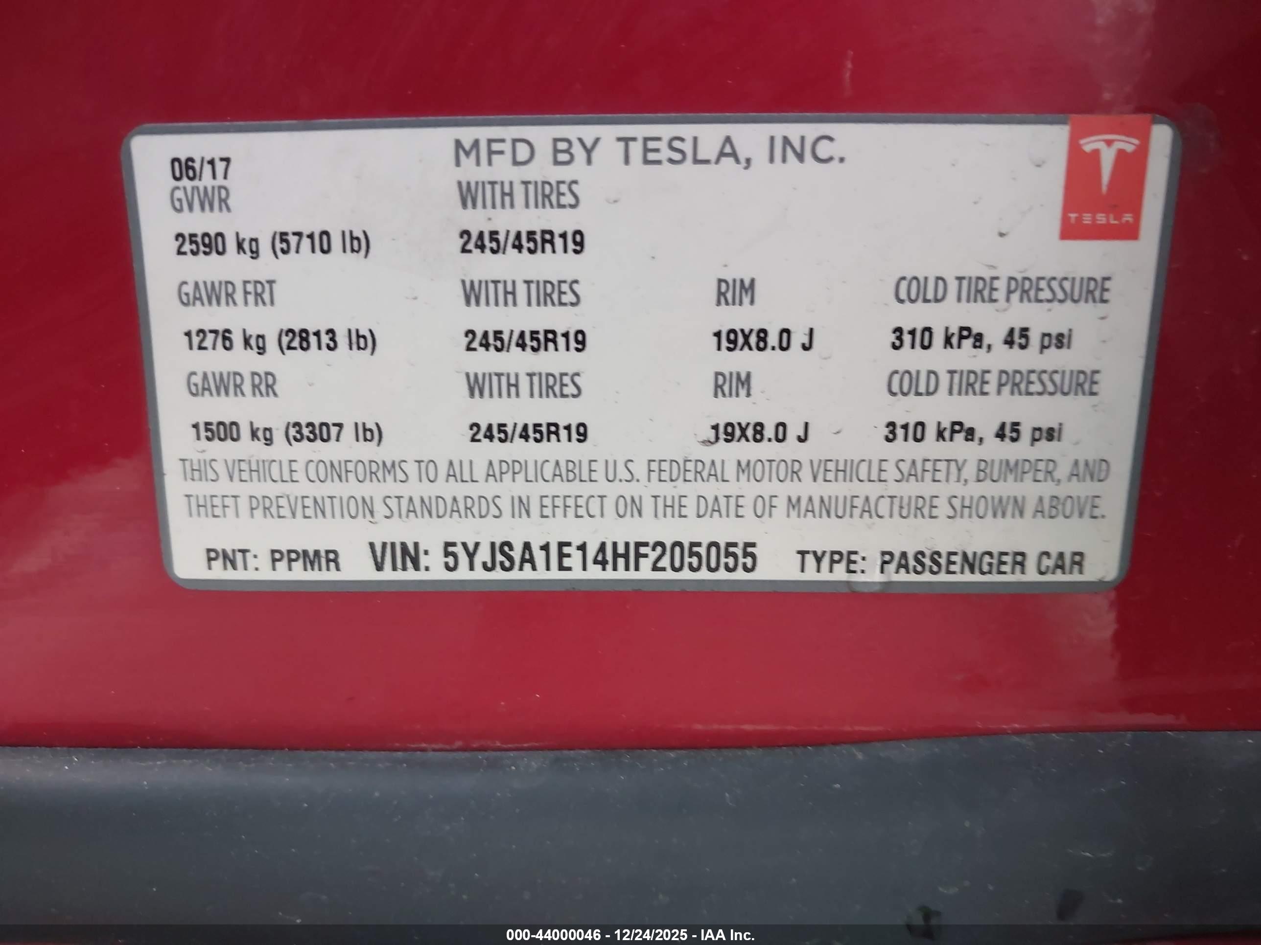 TESLA MODEL image 9