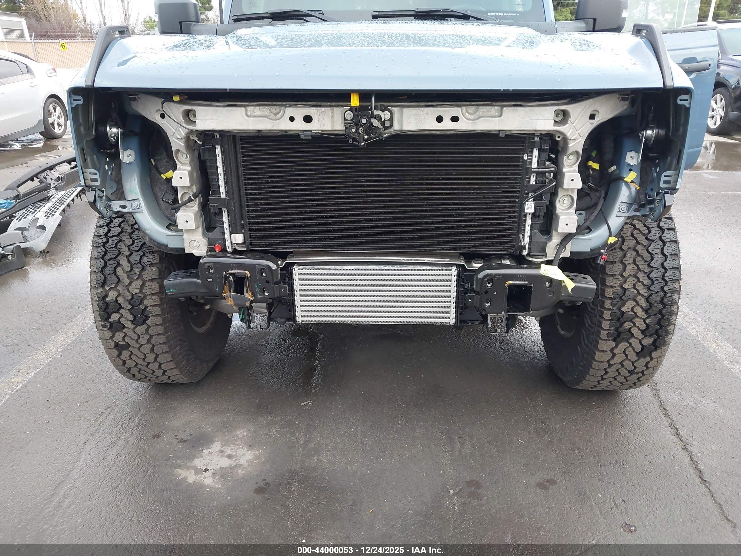 FORD BRONCO image 6
