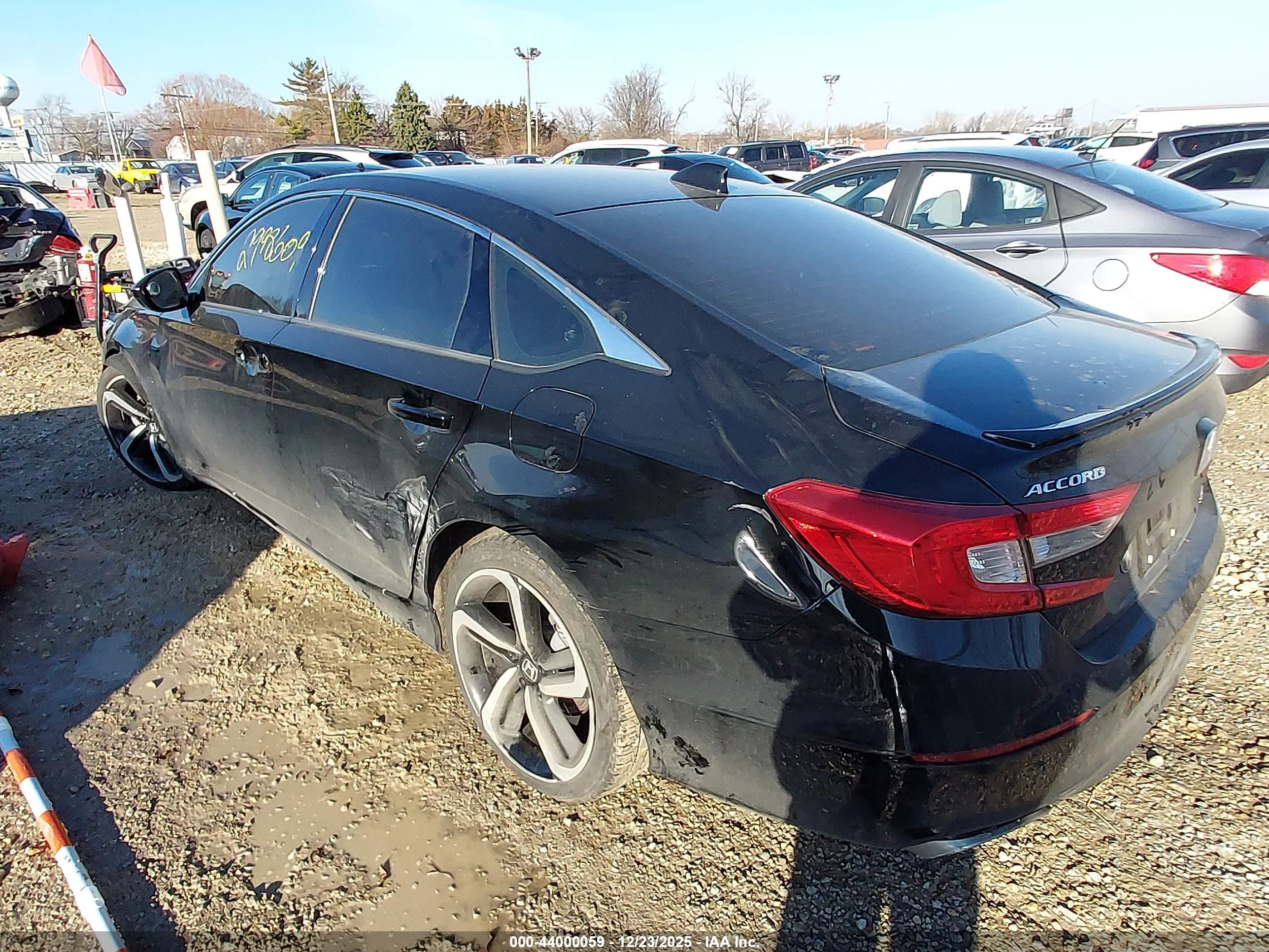 HONDA ACCORD image 3