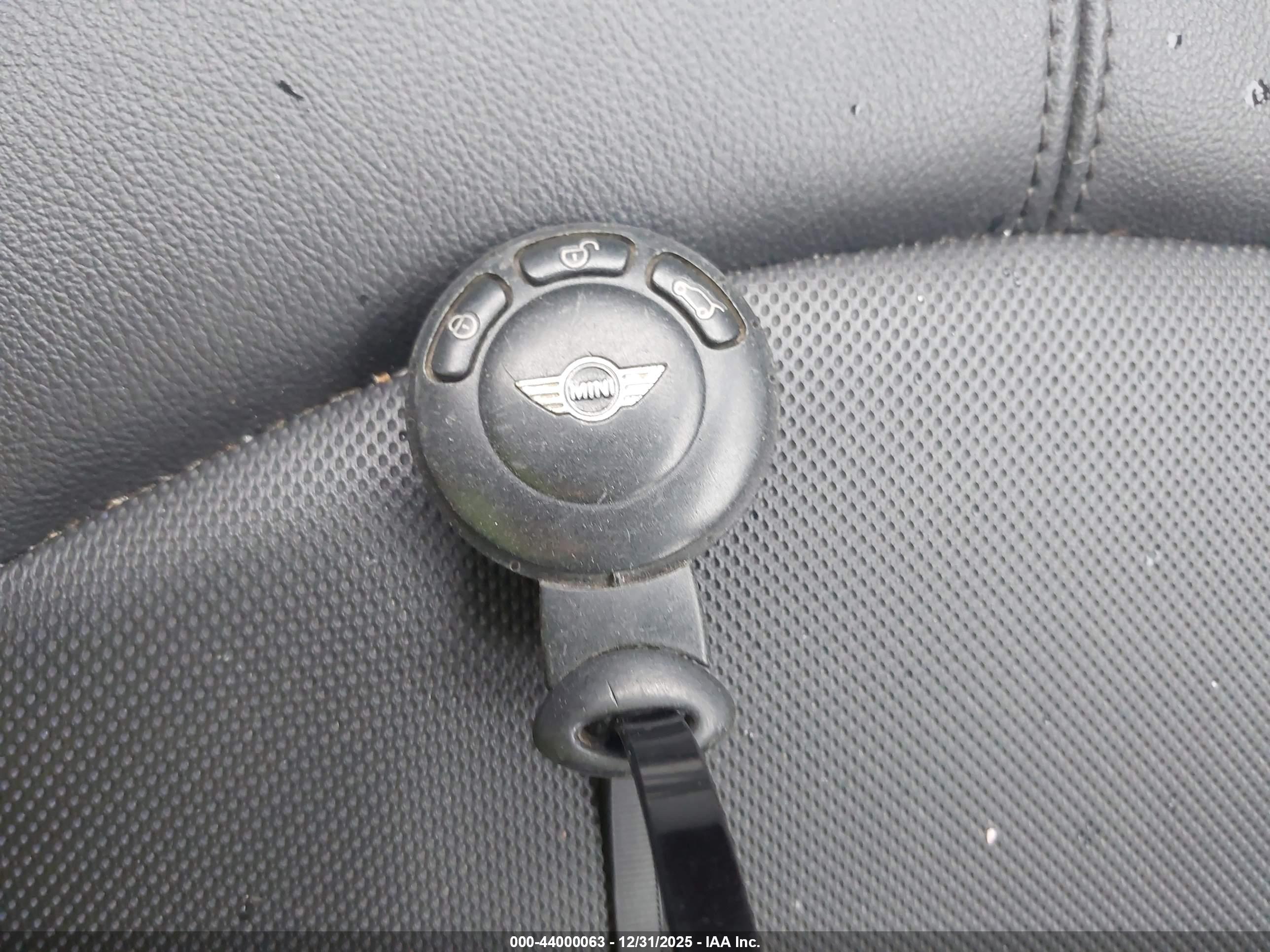 MINI COOPER image 11
