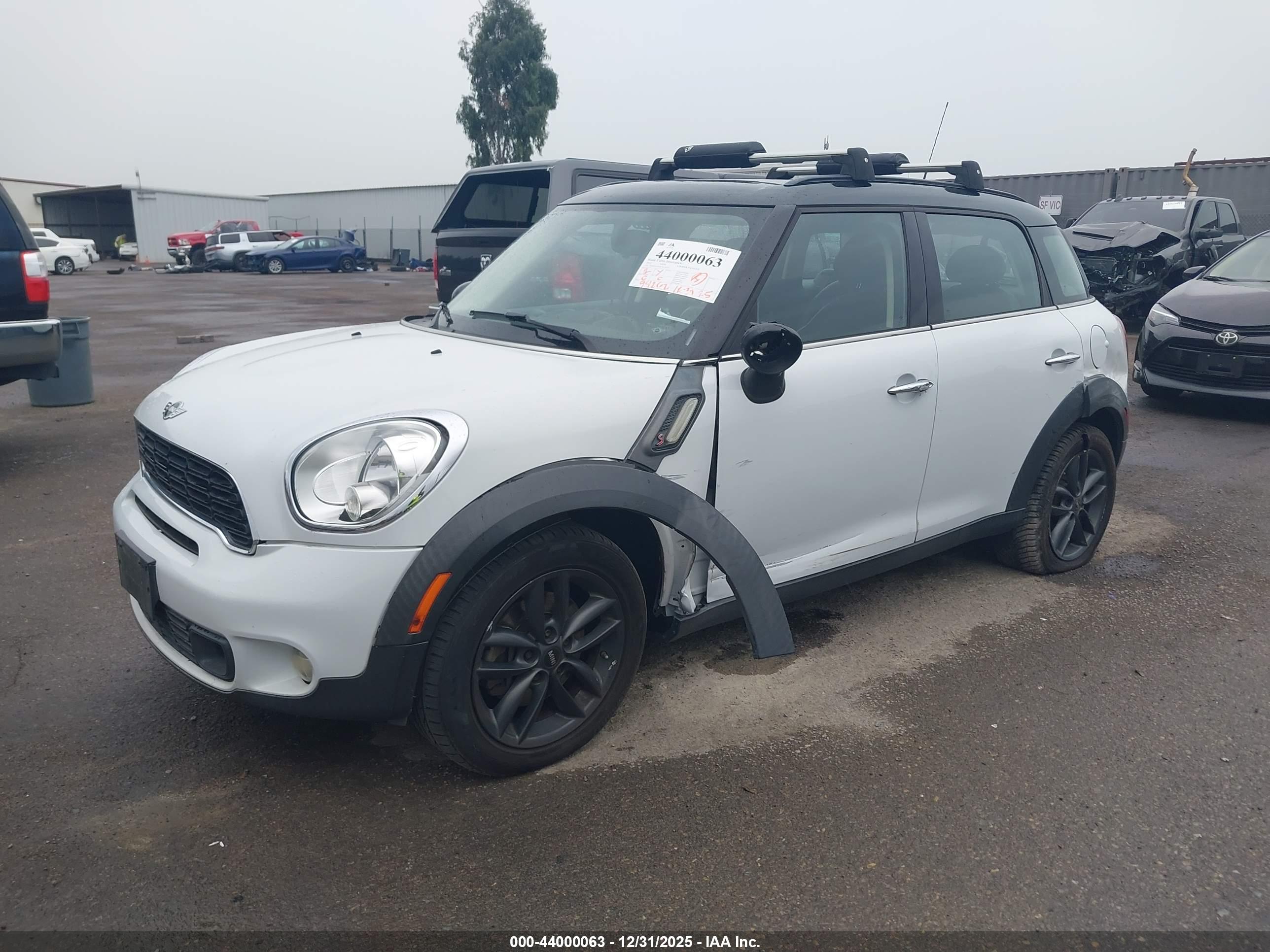 MINI COOPER image 6