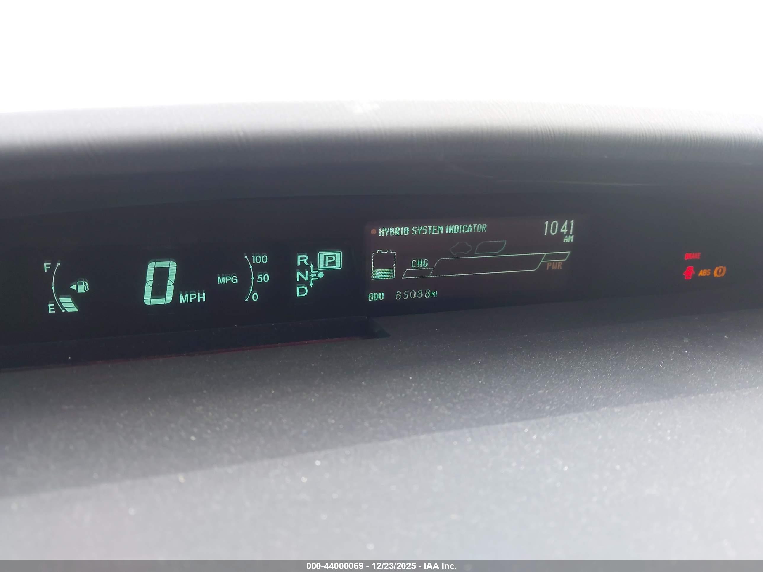 TOYOTA PRIUS image 7