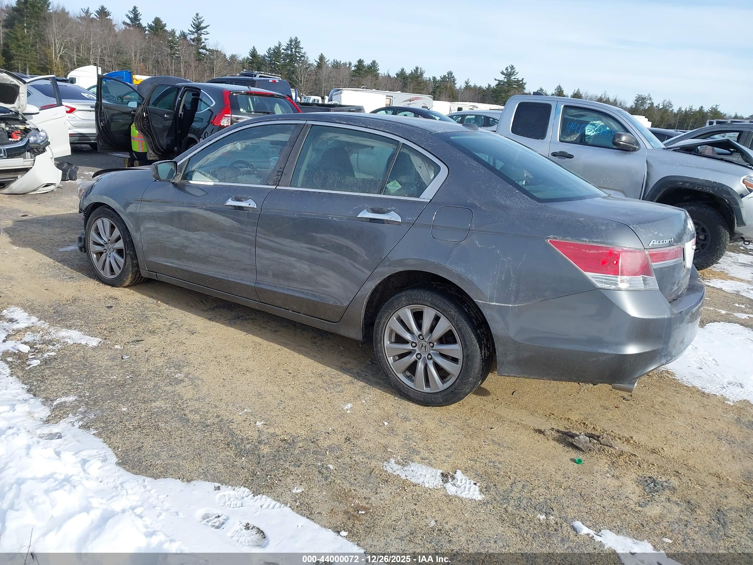HONDA ACCORD image 3