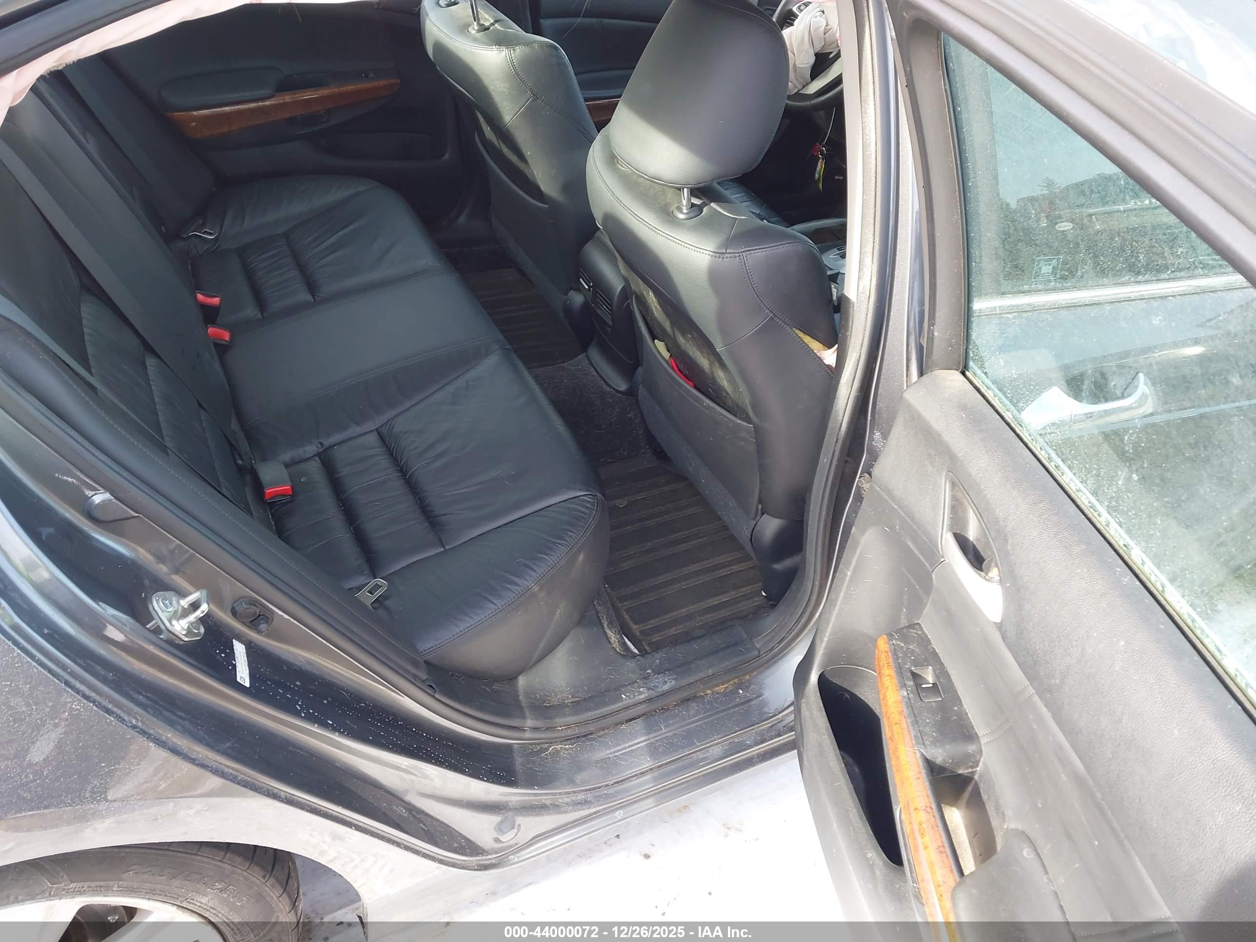 HONDA ACCORD image 8