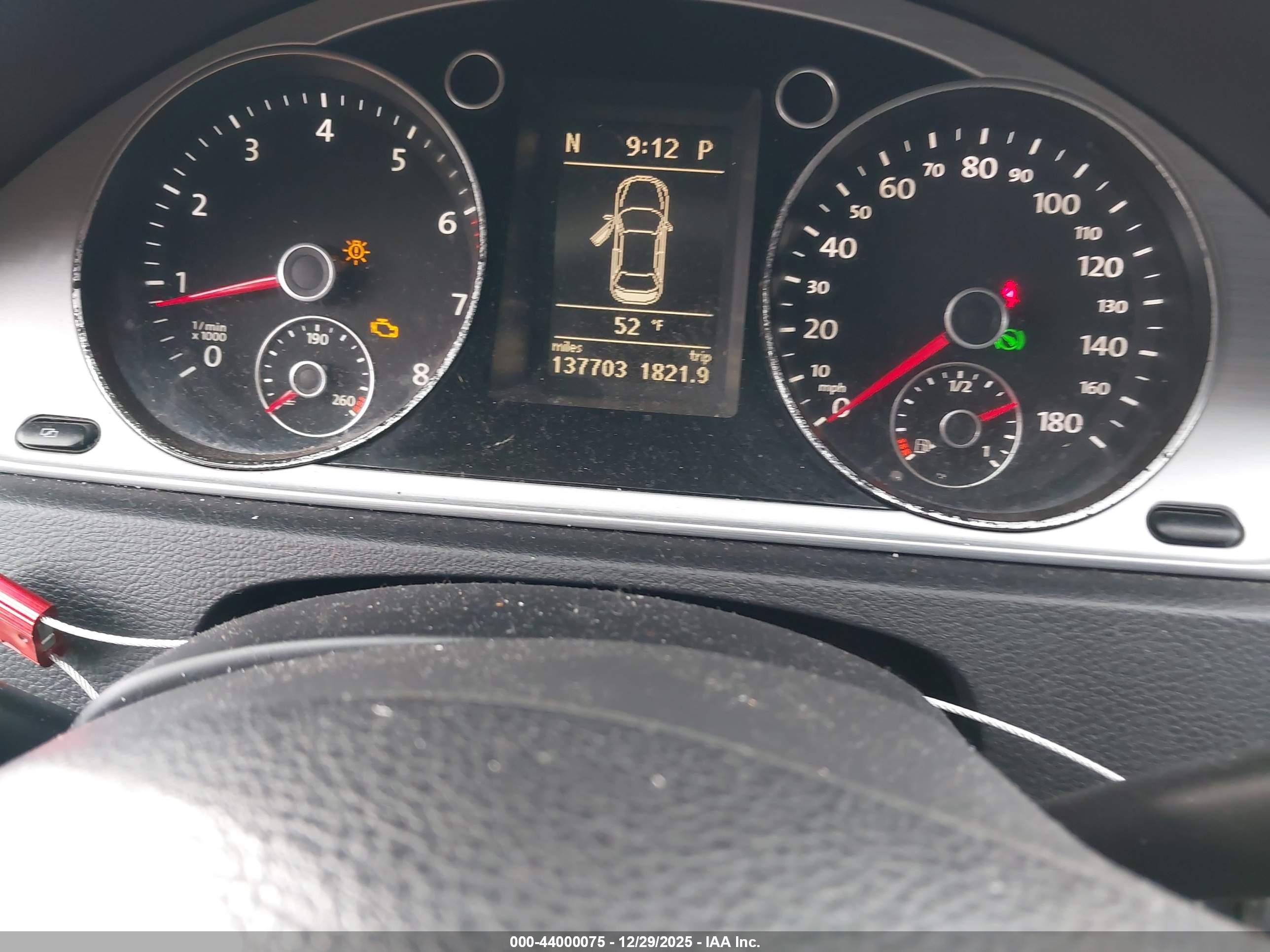 VOLKSWAGEN CC image 7