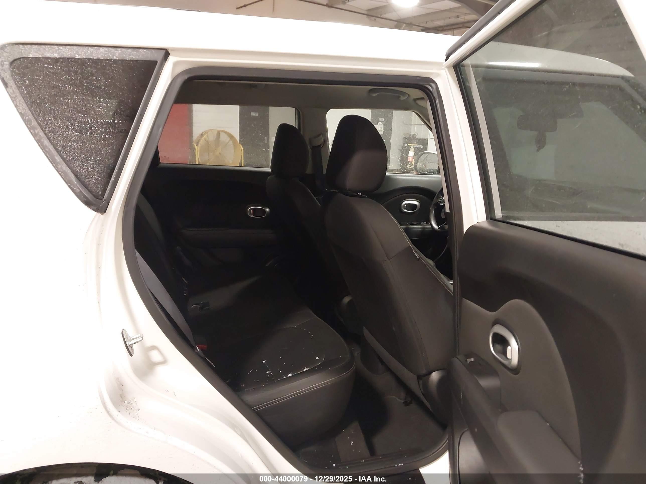 KIA SOUL image 8