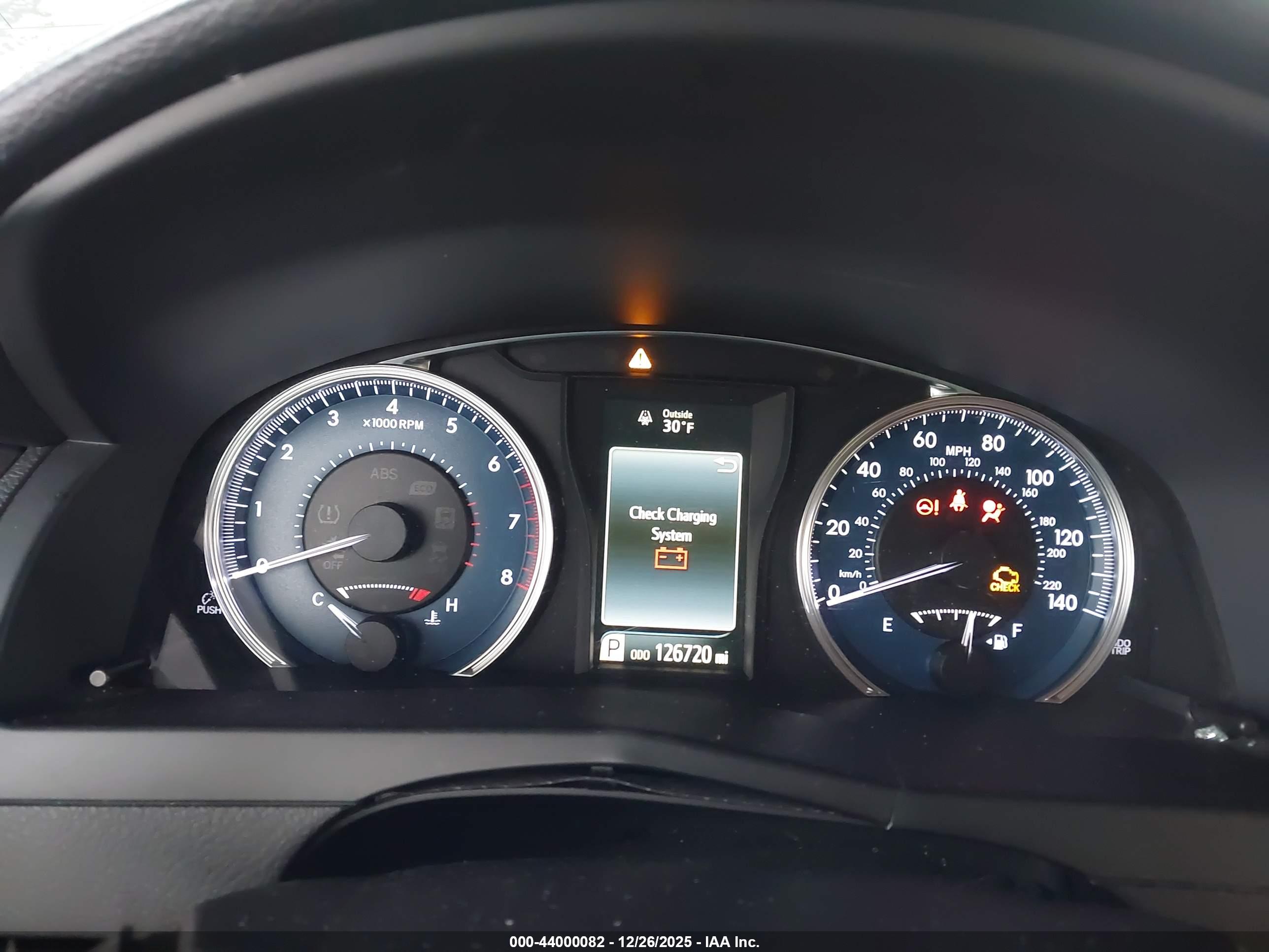 TOYOTA CAMRY image 7