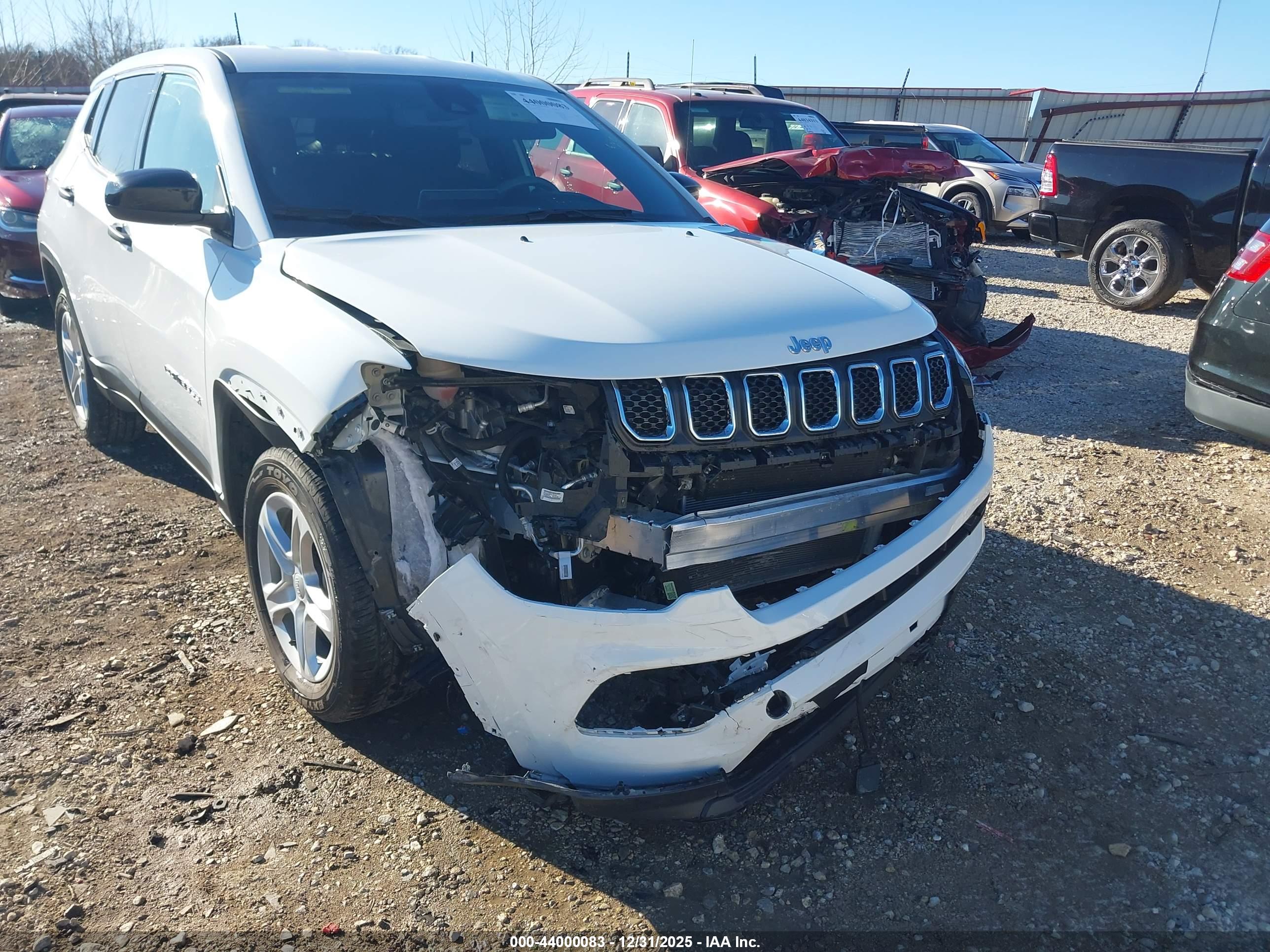 JEEP COMPASS image 6