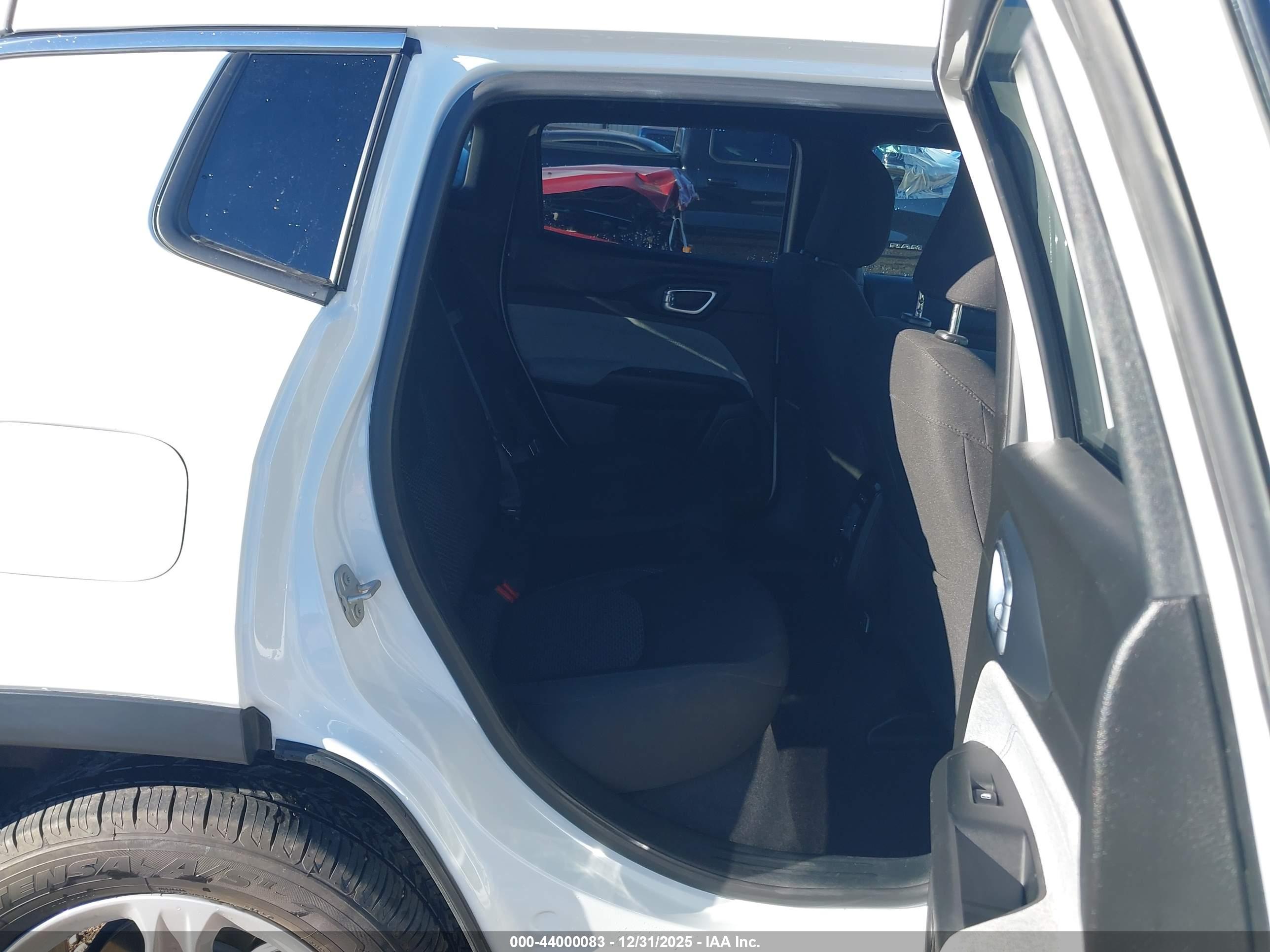 JEEP COMPASS image 8
