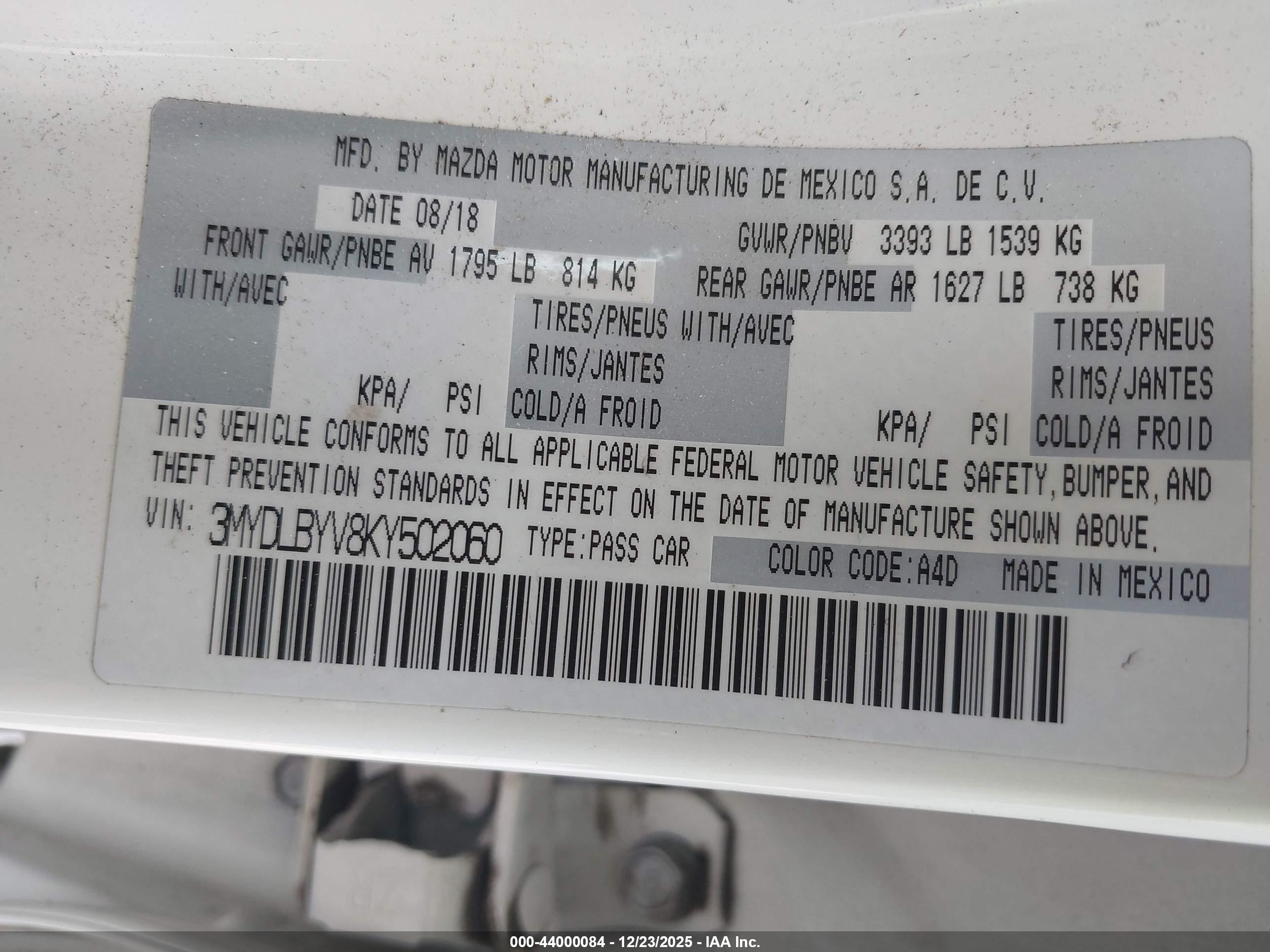 TOYOTA YARIS image 9