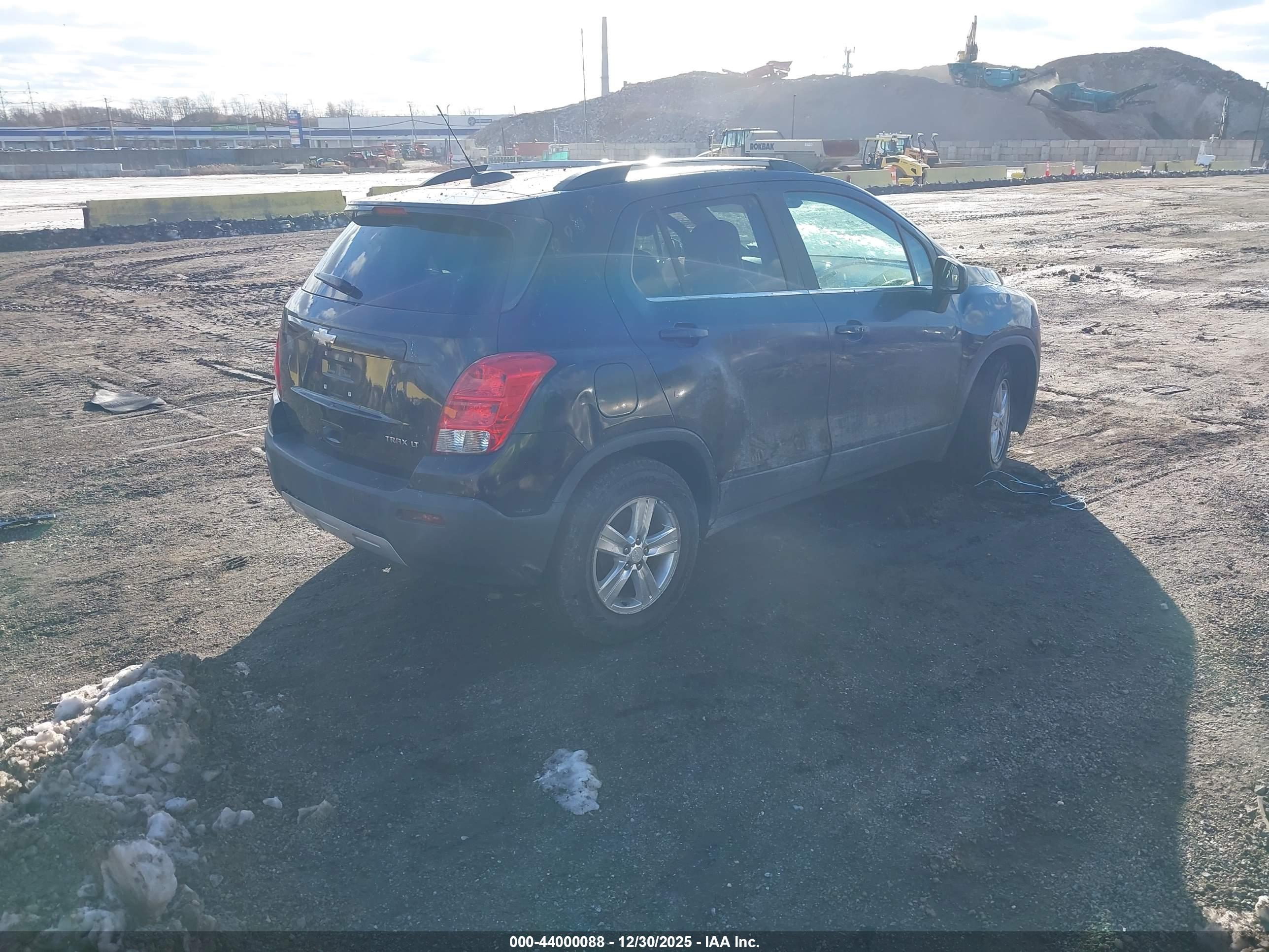 CHEVROLET TRAX image 4