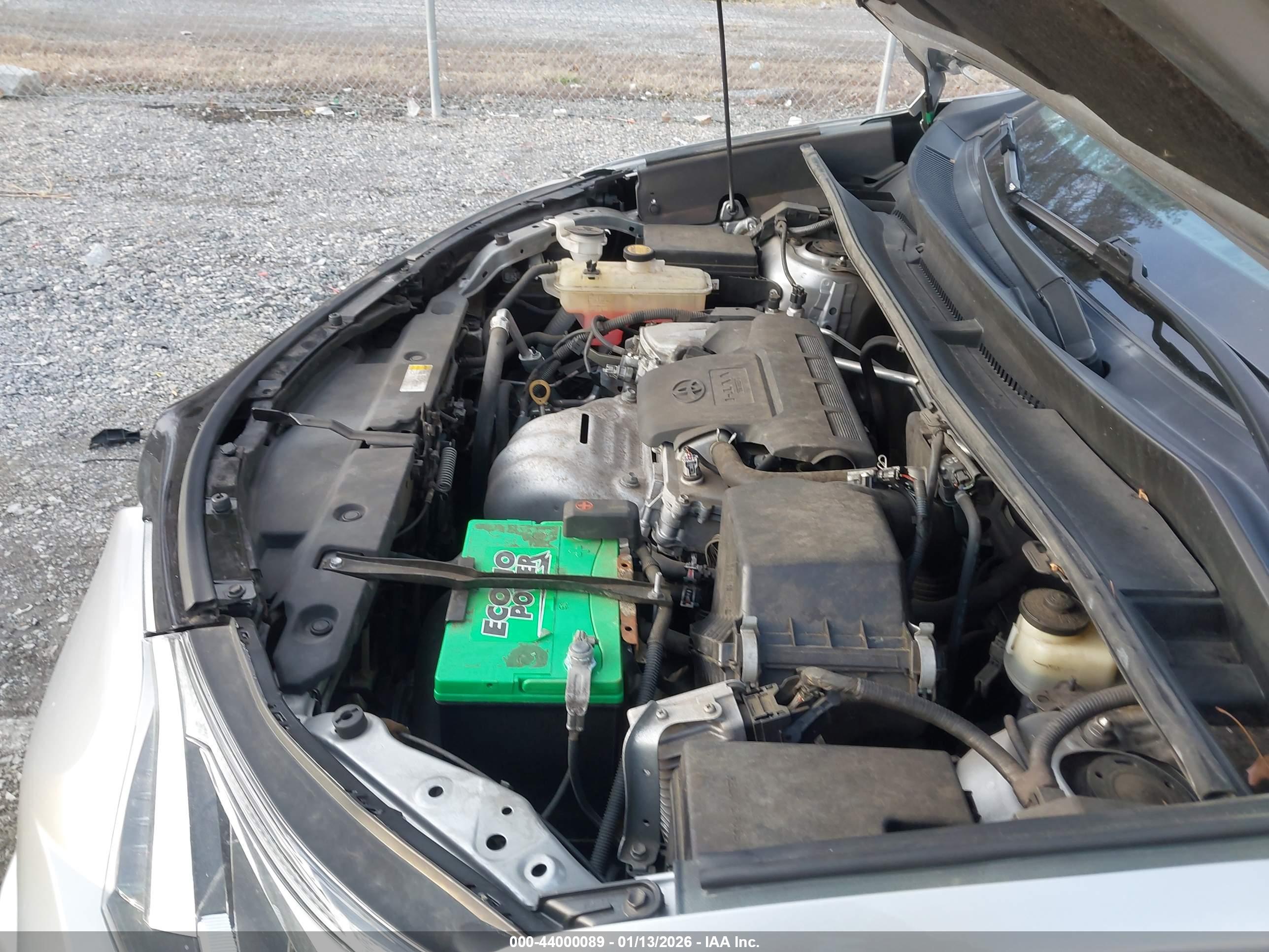 TOYOTA RAV4 image 10
