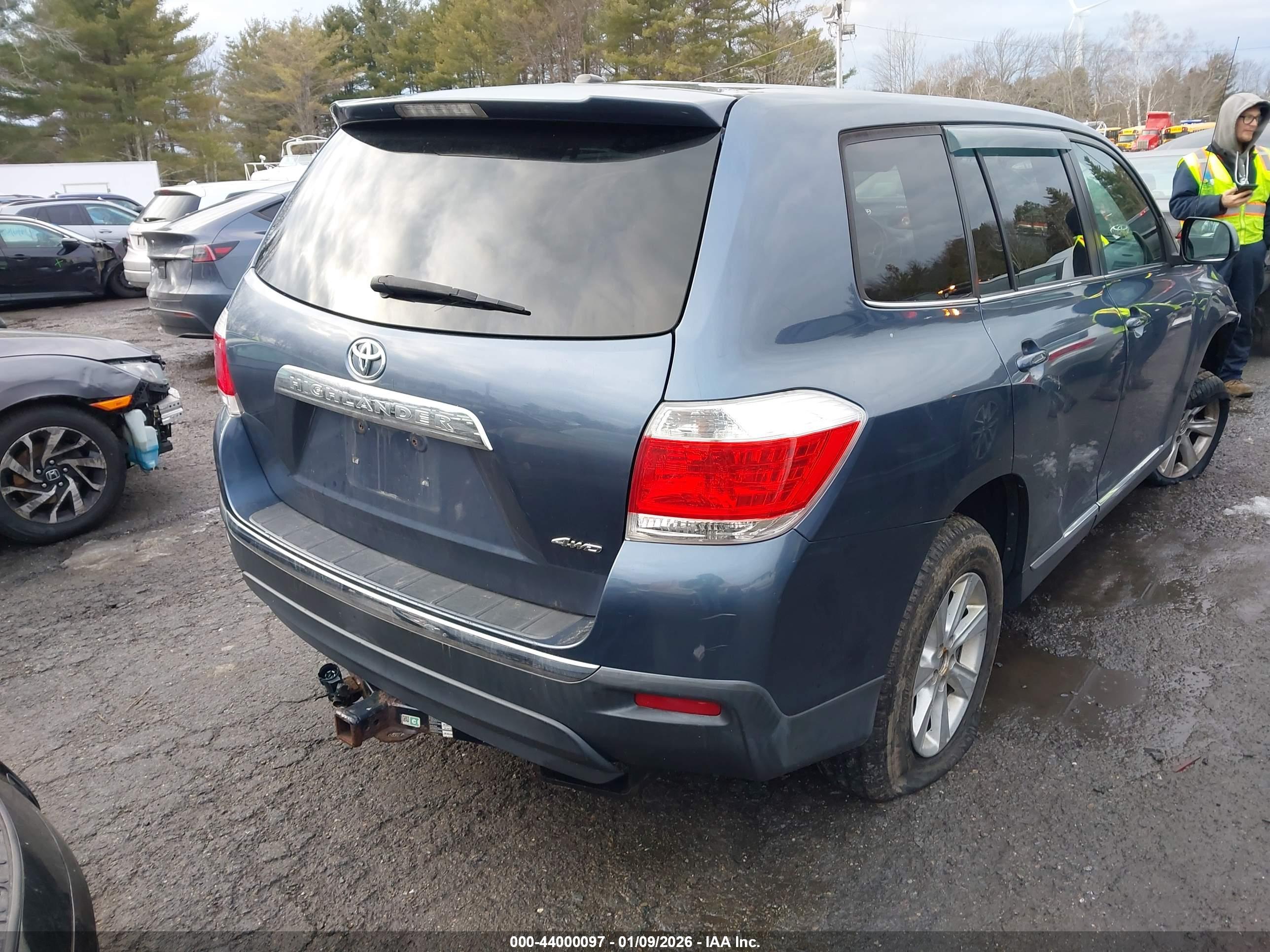 TOYOTA HIGHLANDER image 4