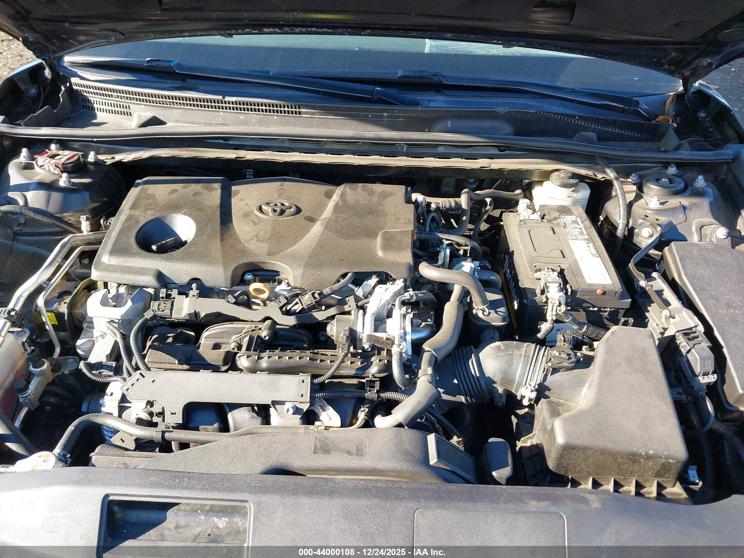 TOYOTA CAMRY image 10