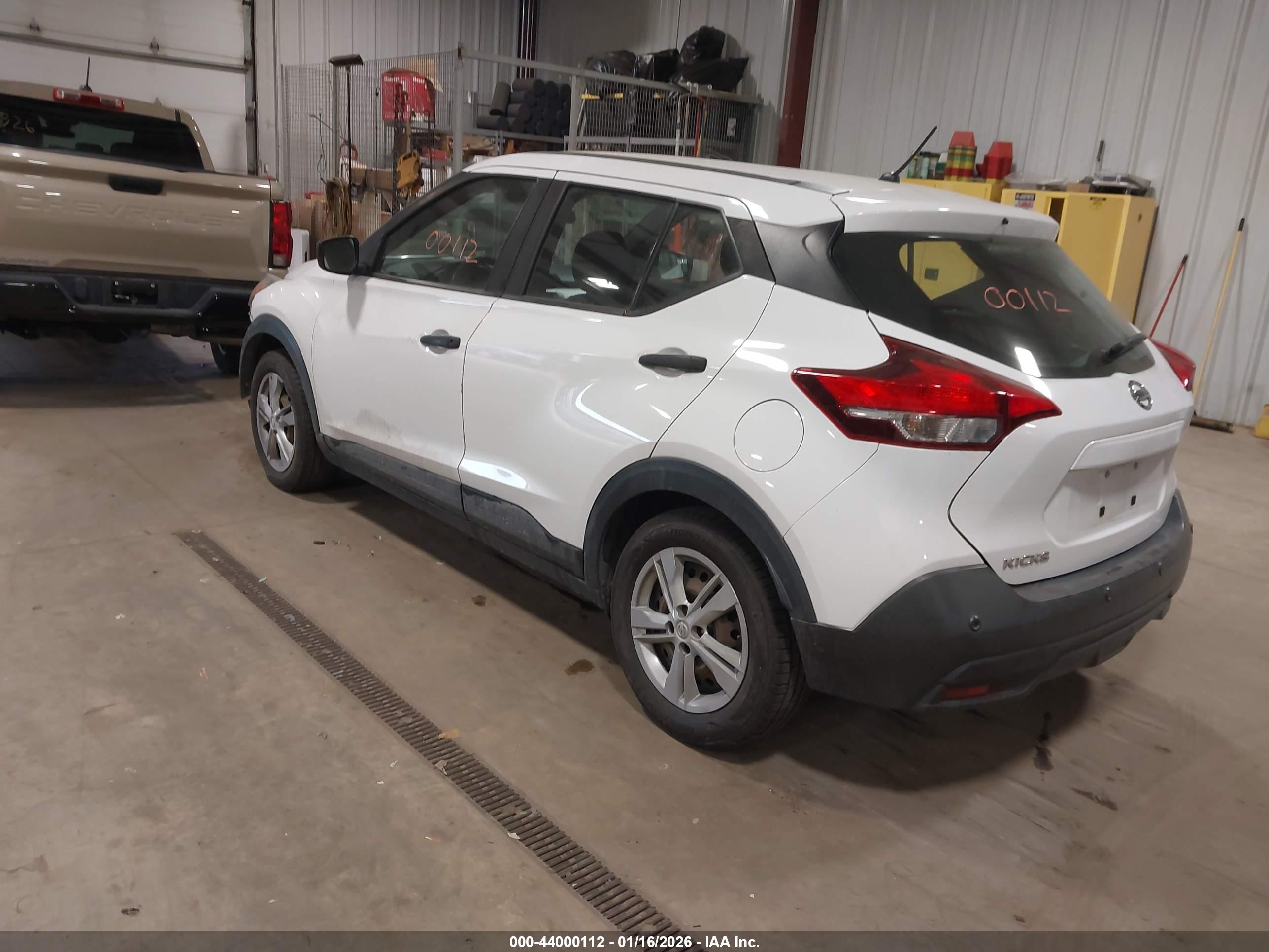 NISSAN KICKS image 3