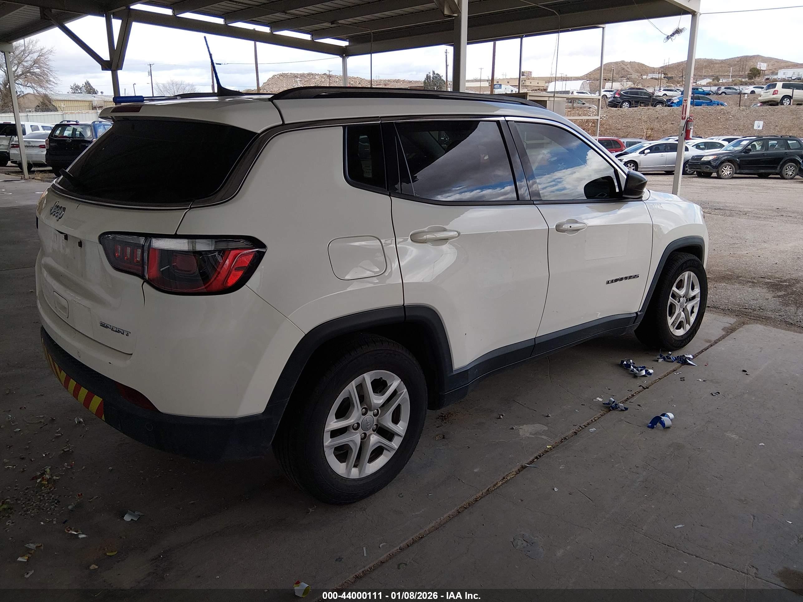 JEEP COMPASS image 4