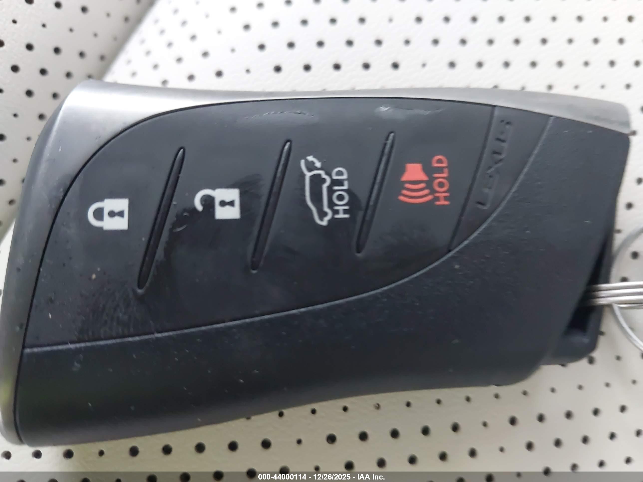 LEXUS RX image 11