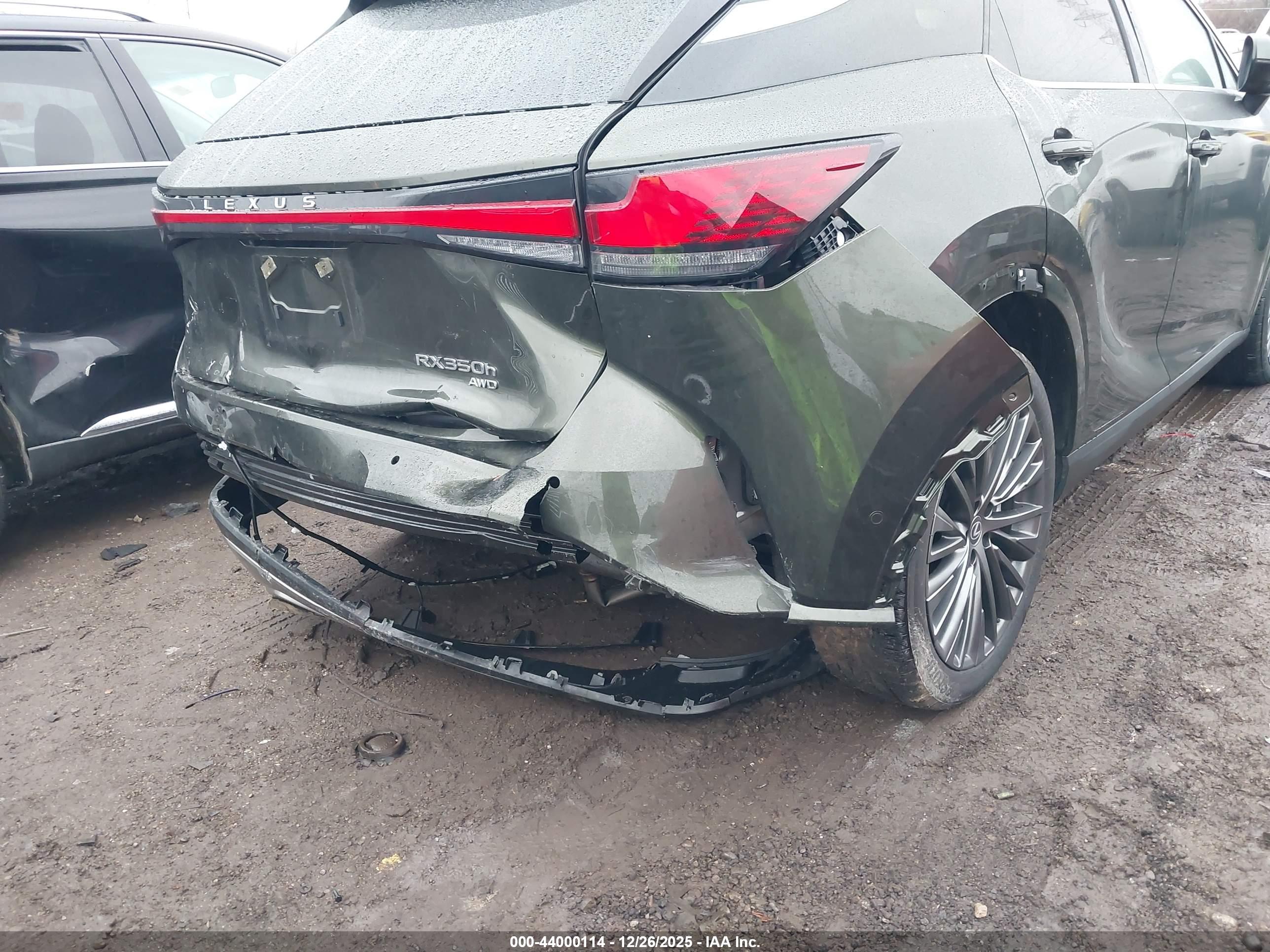 LEXUS RX image 6